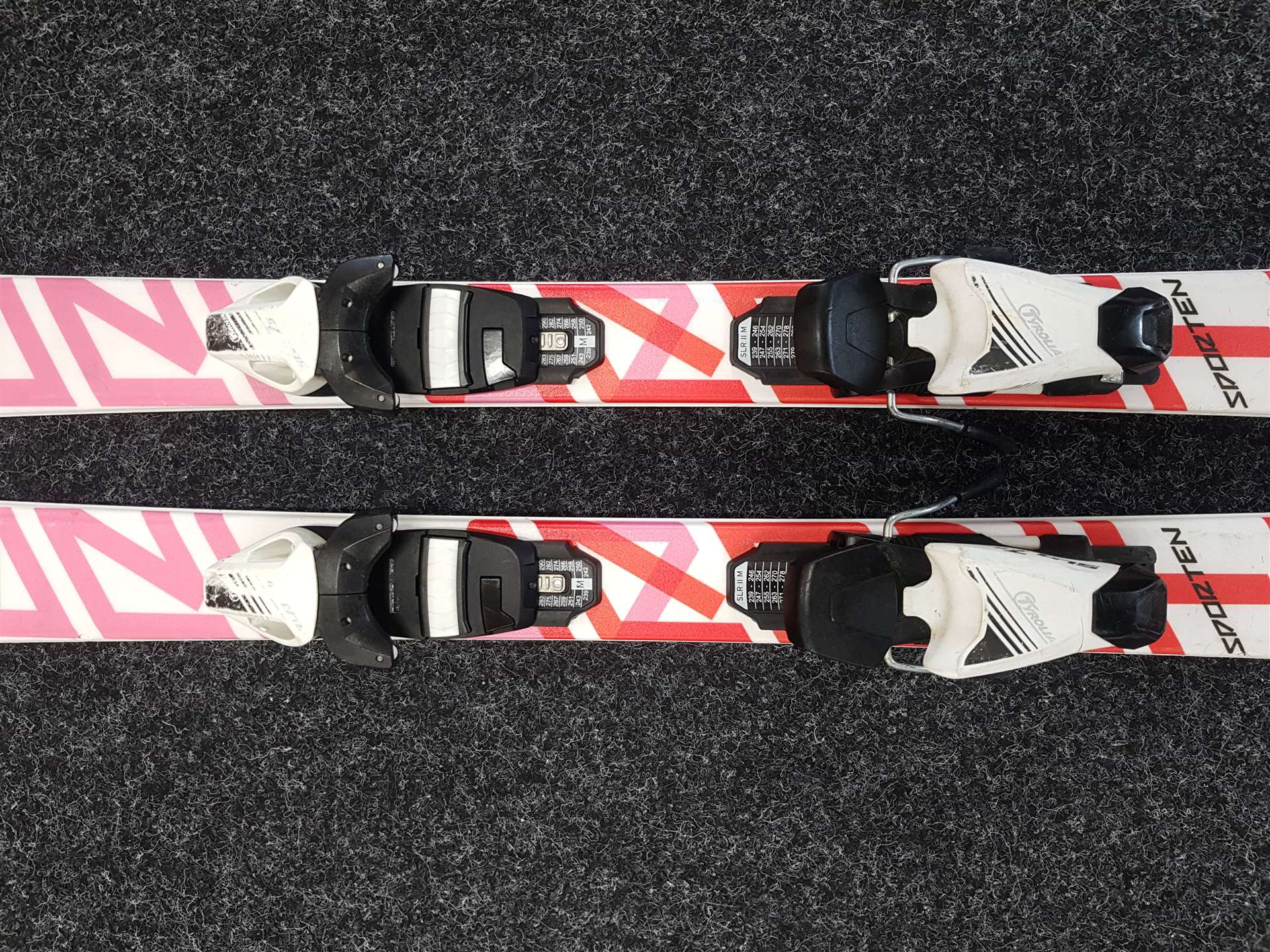 Použité detské lyže SPORTEN Street 130 + viazanie Tyrolia SLR 7,5