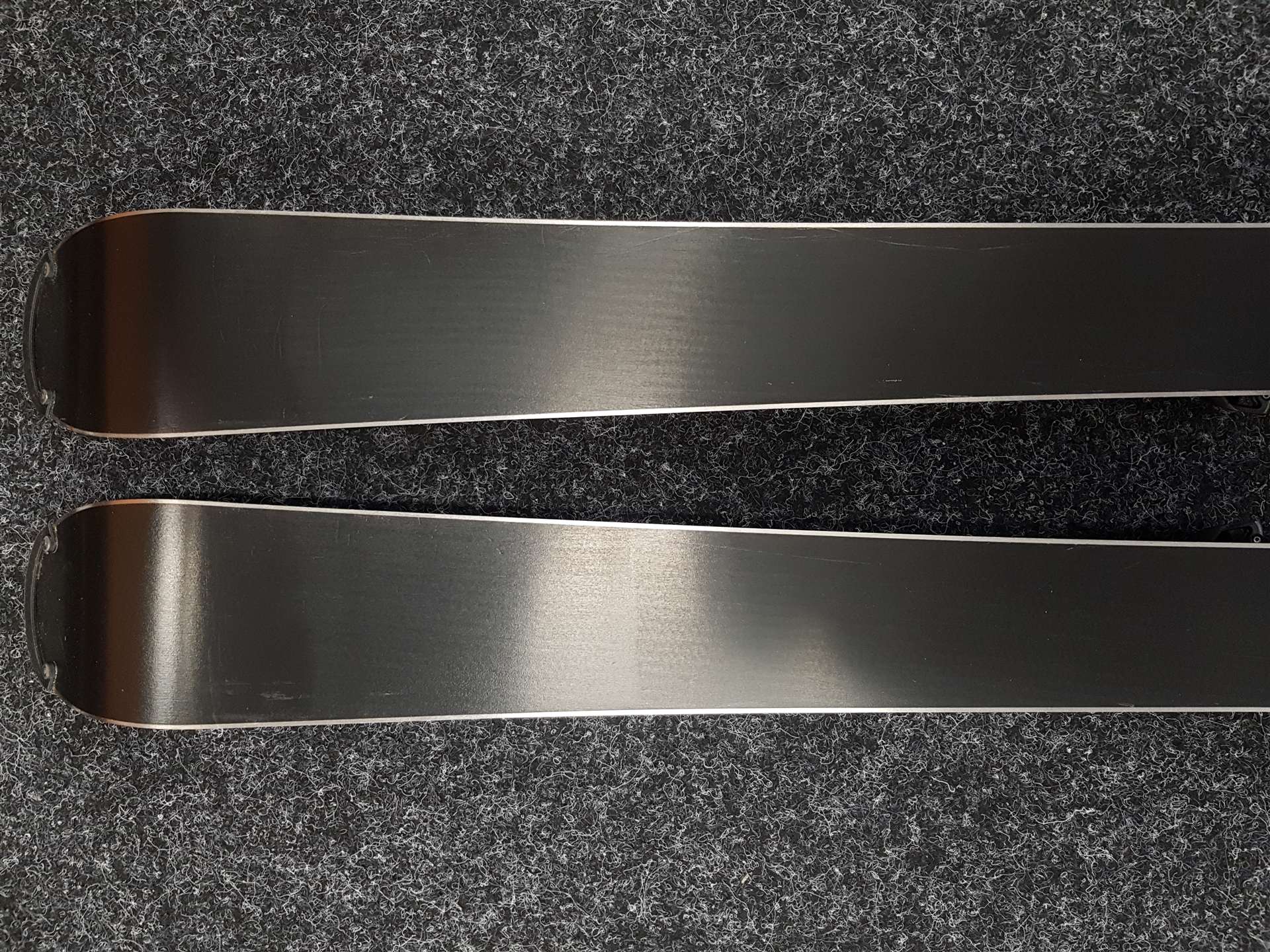 Použité detské lyže SPORTEN Street 130 + viazanie Tyrolia SLR 7,5