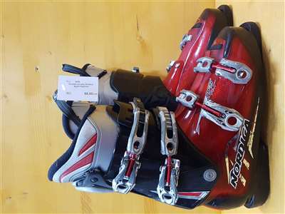 Clăpari de schi Nordica Sport Machine second-hand
