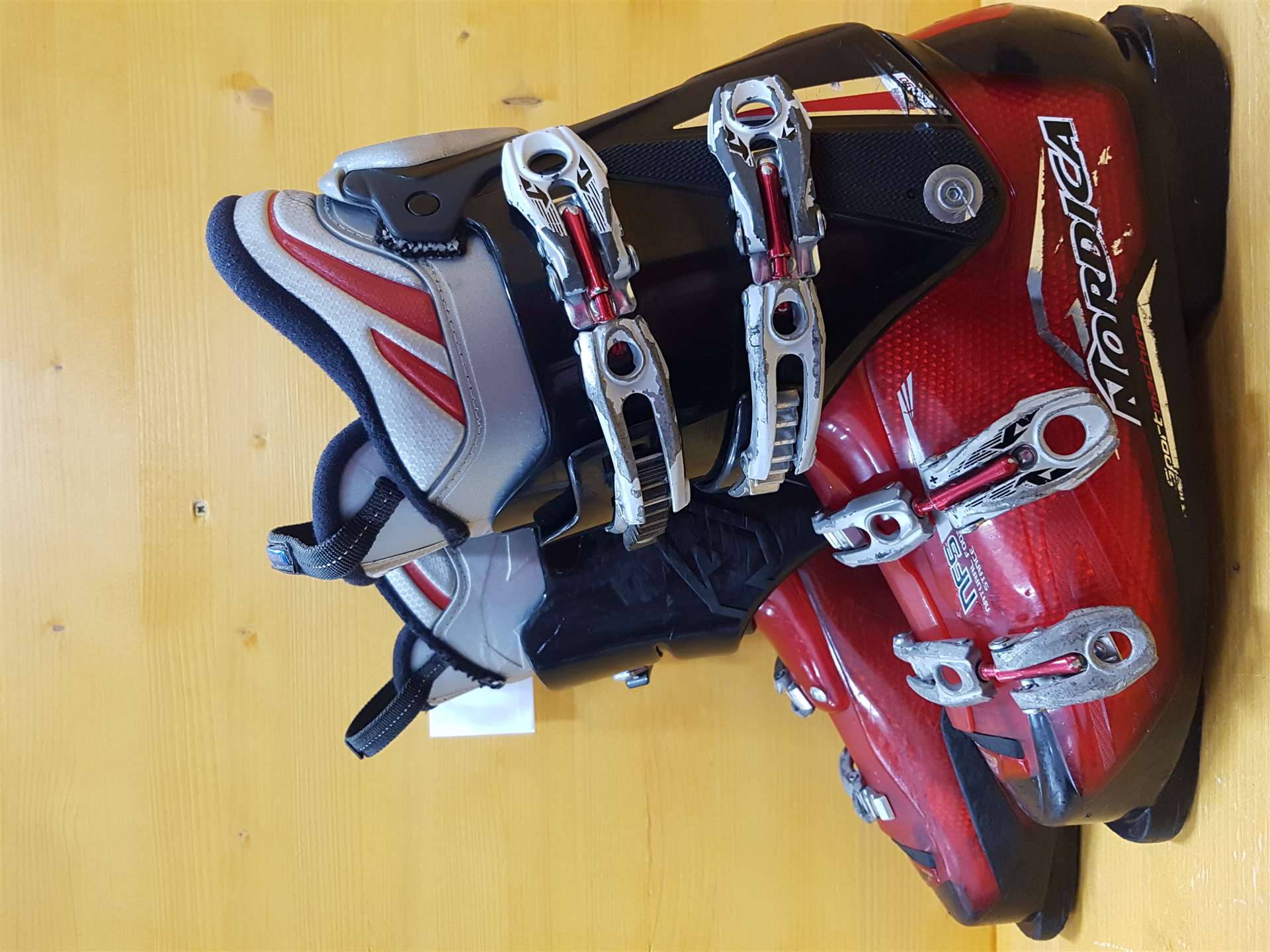 Używane buty narciarskie Nordica Sport Machine