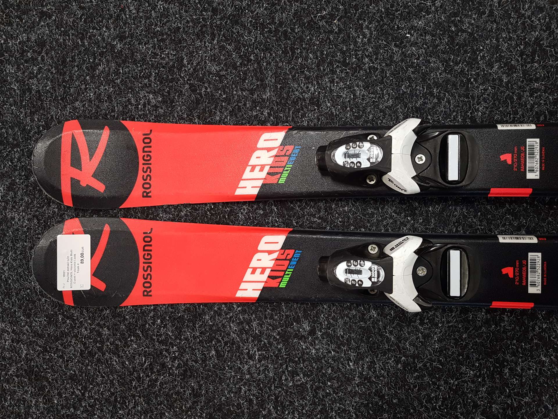 Skis enfant d'occasion ROSSIGNOL Hero Kids Multi Event + fixations Look Team 4