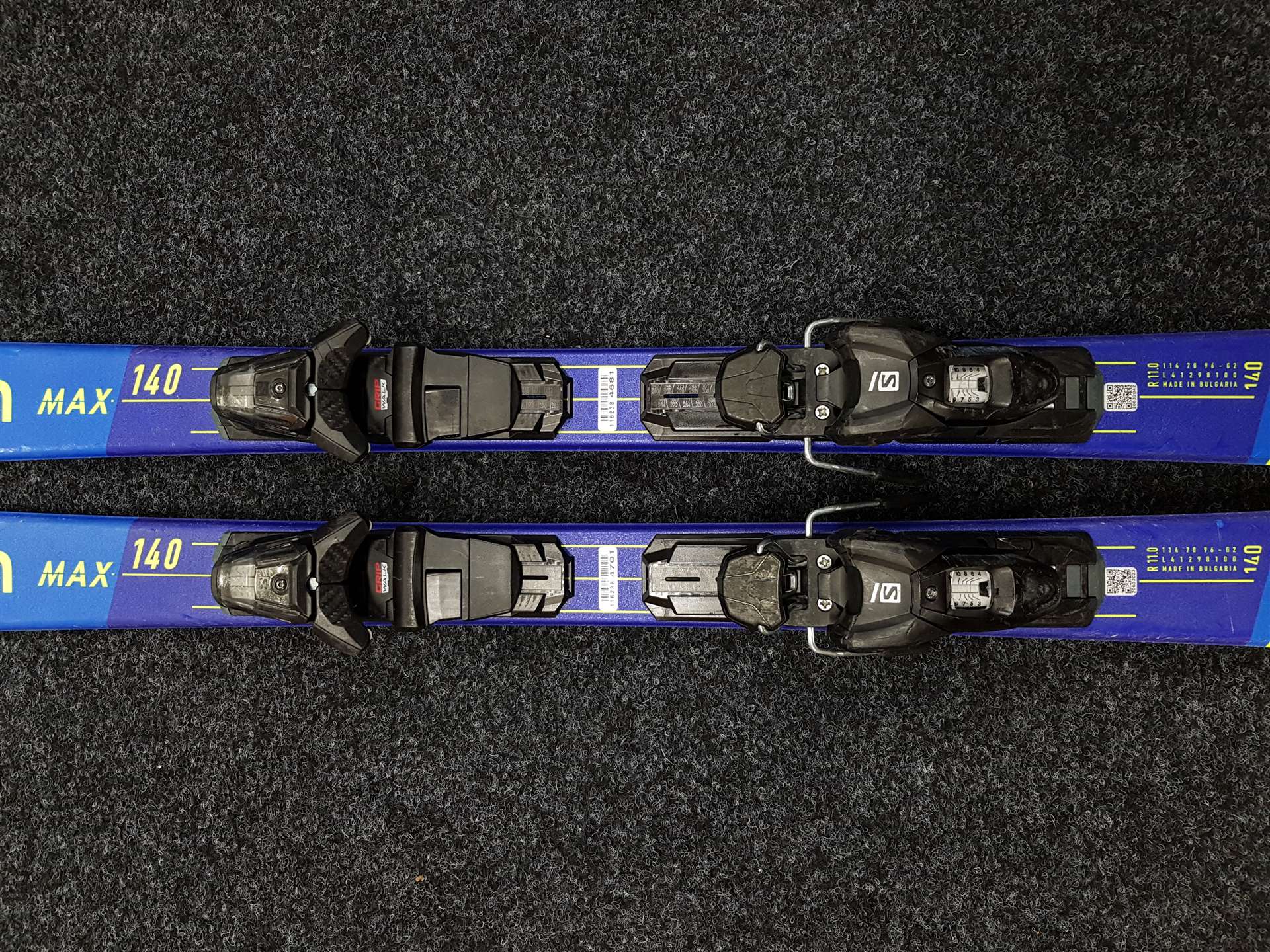 Skis SALOMON Max d'occasion + fixations Salomon M10