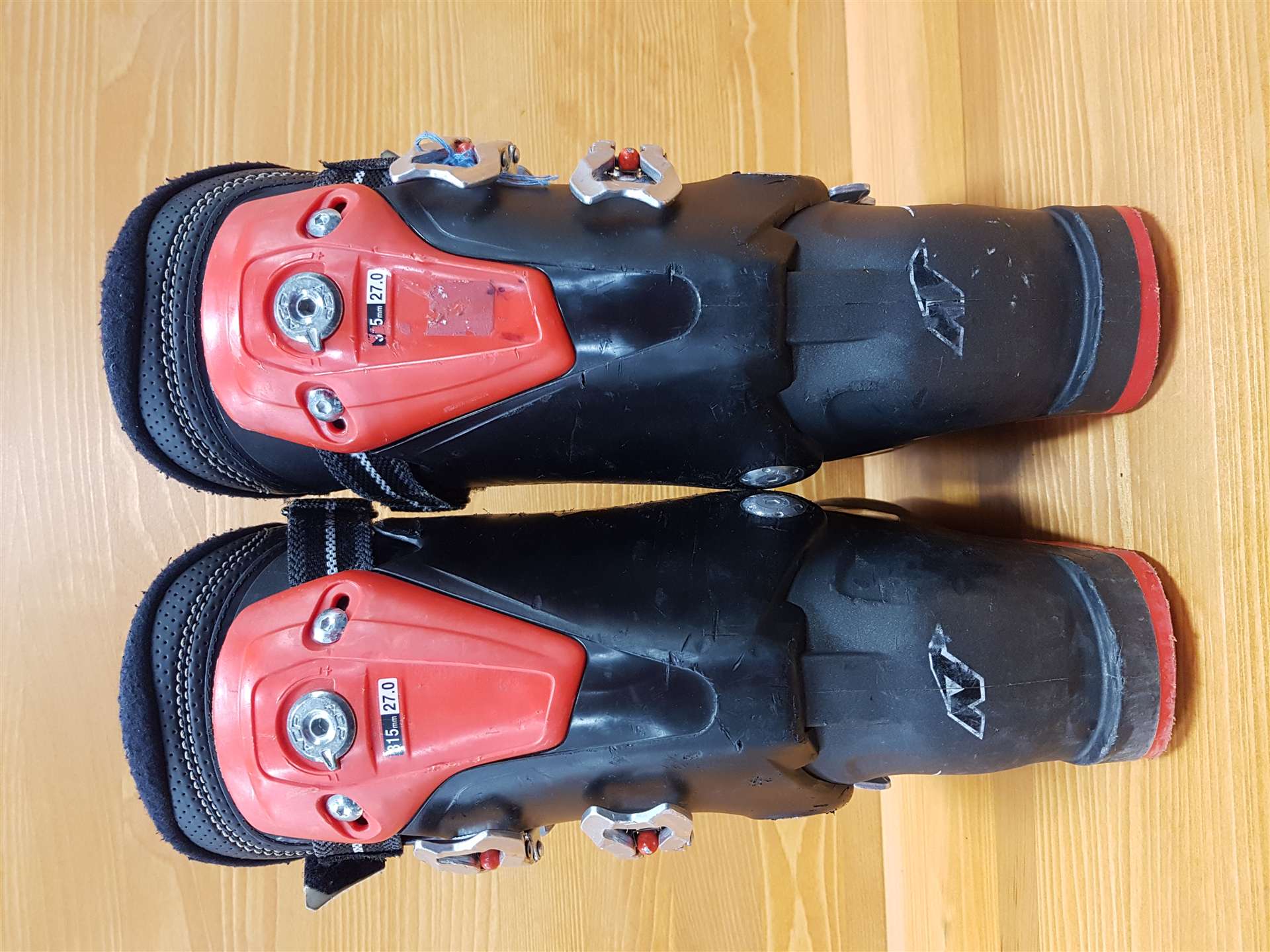 Clăpari schi second-hand NORDICA NXT X 80R