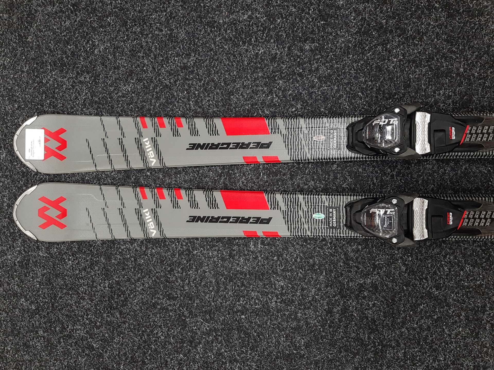 Gebrauchte Ski VÖLKL Peregrine 7.2 + Bindungen Marker FDT 10