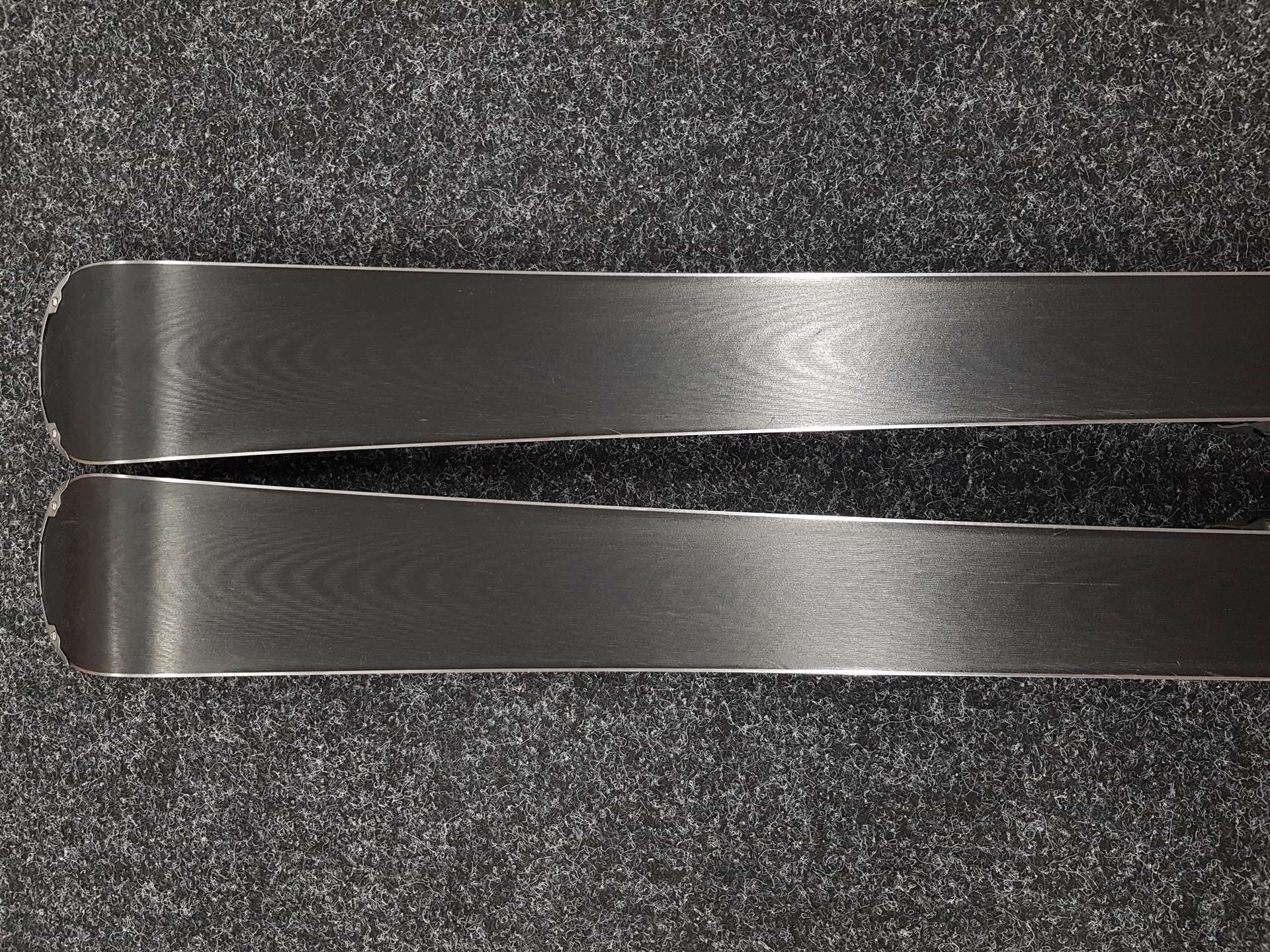 Gebrauchte Ski VÖLKL Peregrine 7.2 + Bindungen Marker FDT 10