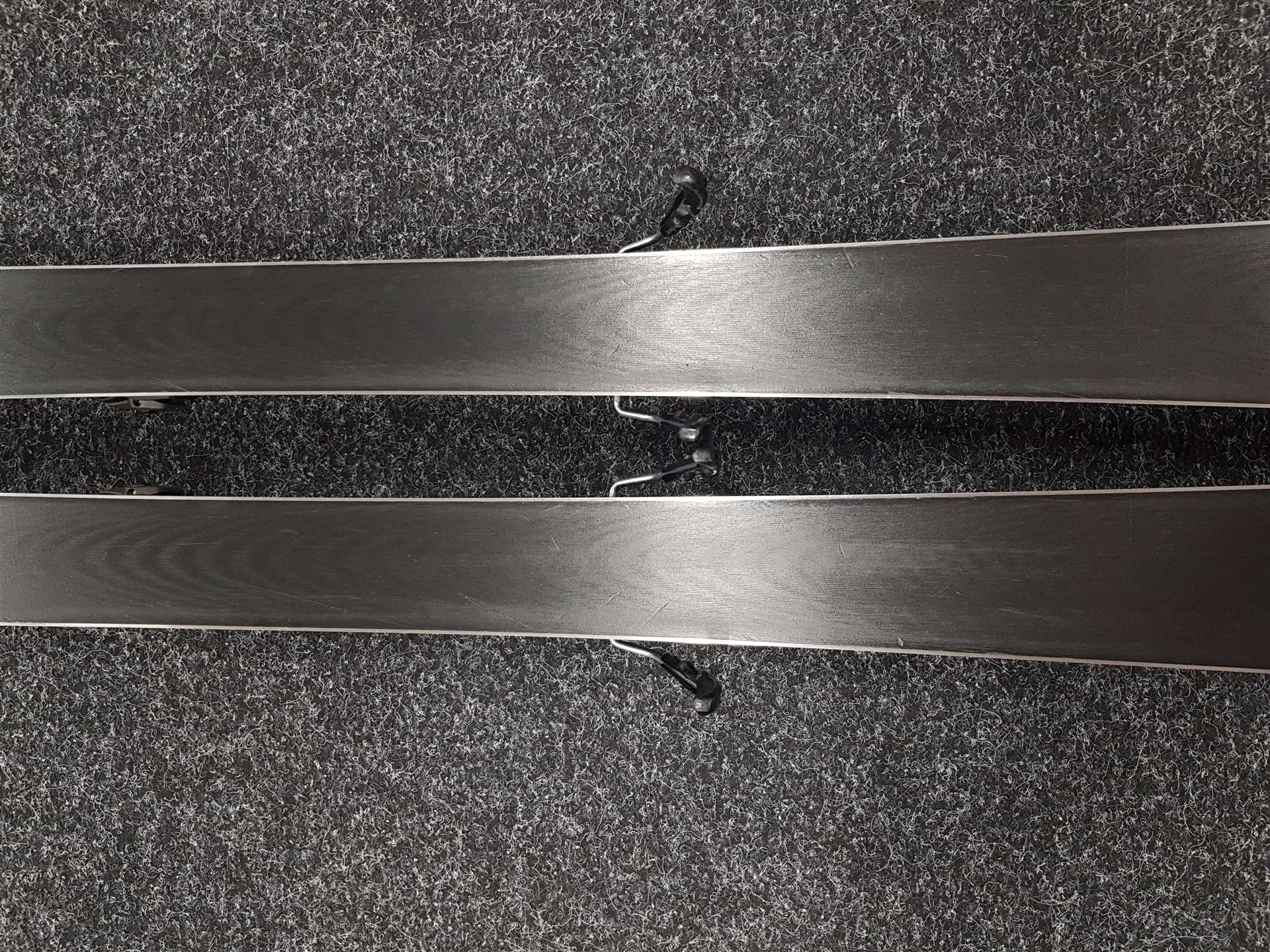 Gebrauchte Ski VÖLKL Peregrine 7.2 + Bindungen Marker FDT 10