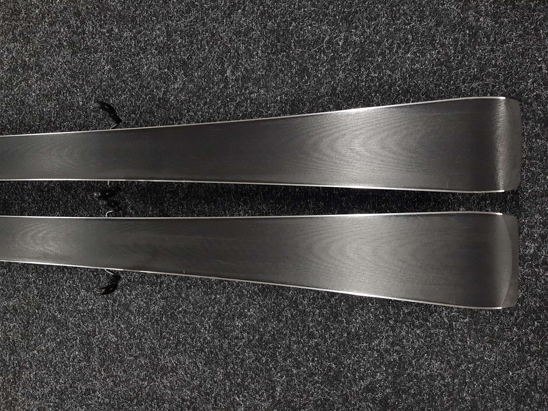 Gebrauchte Ski VÖLKL Peregrine 7.2 + Bindungen Marker FDT 10