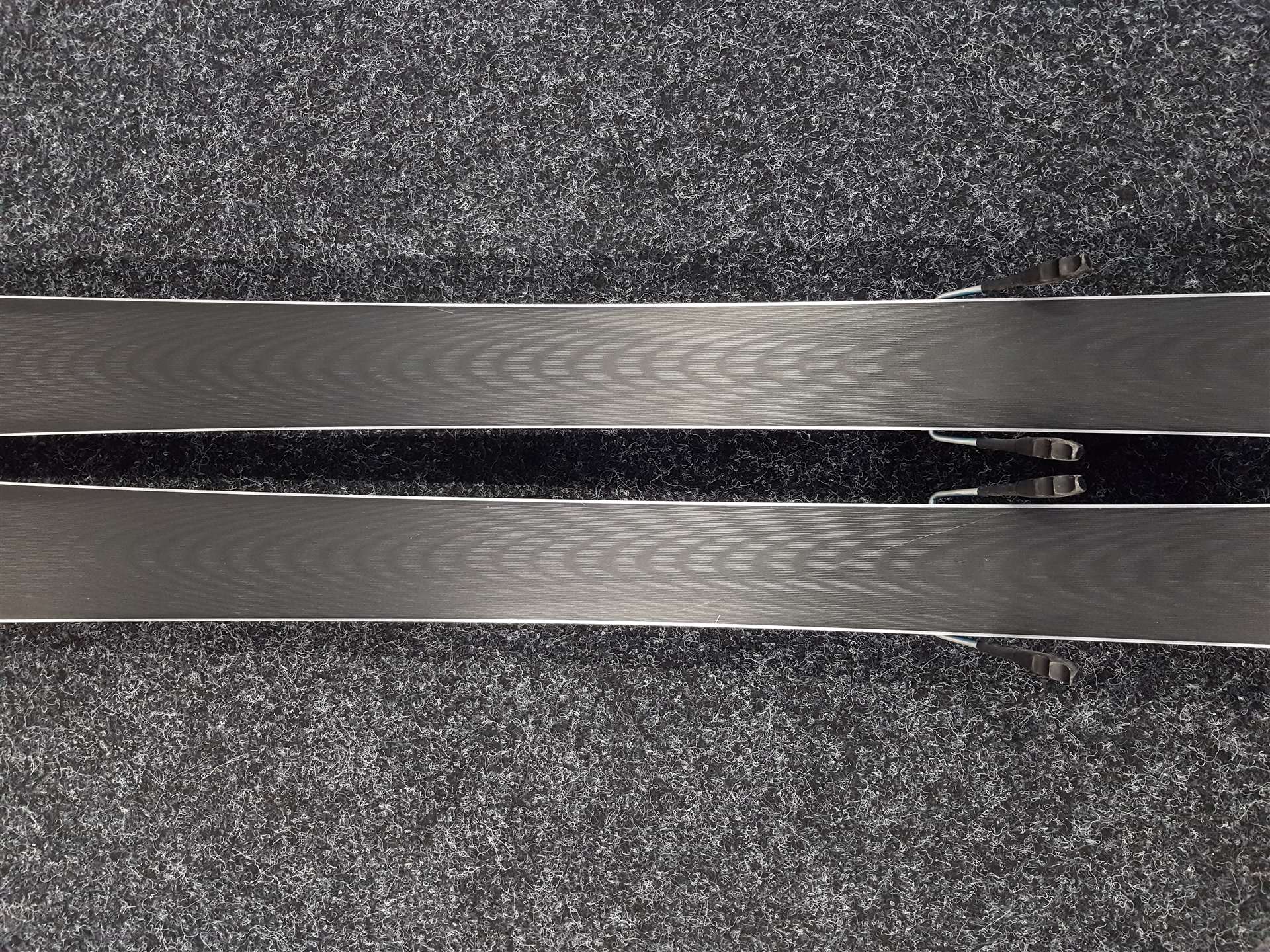 Schiuri VOLKL Racetiger folosite + legături Marker 4.5