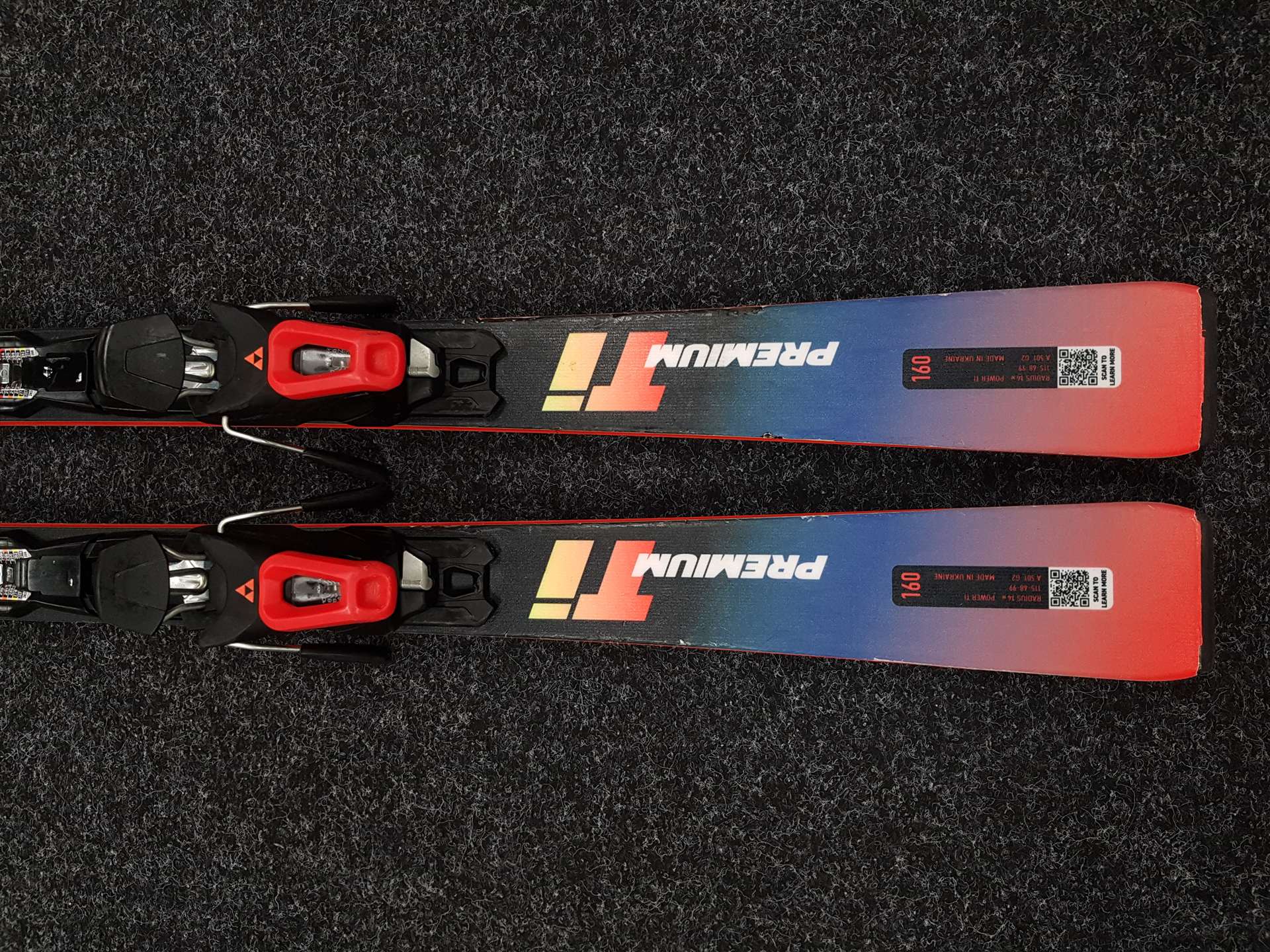 Használt FISCHER RC4 The Curv Premium síléc + Fischer RS 11 kötés
