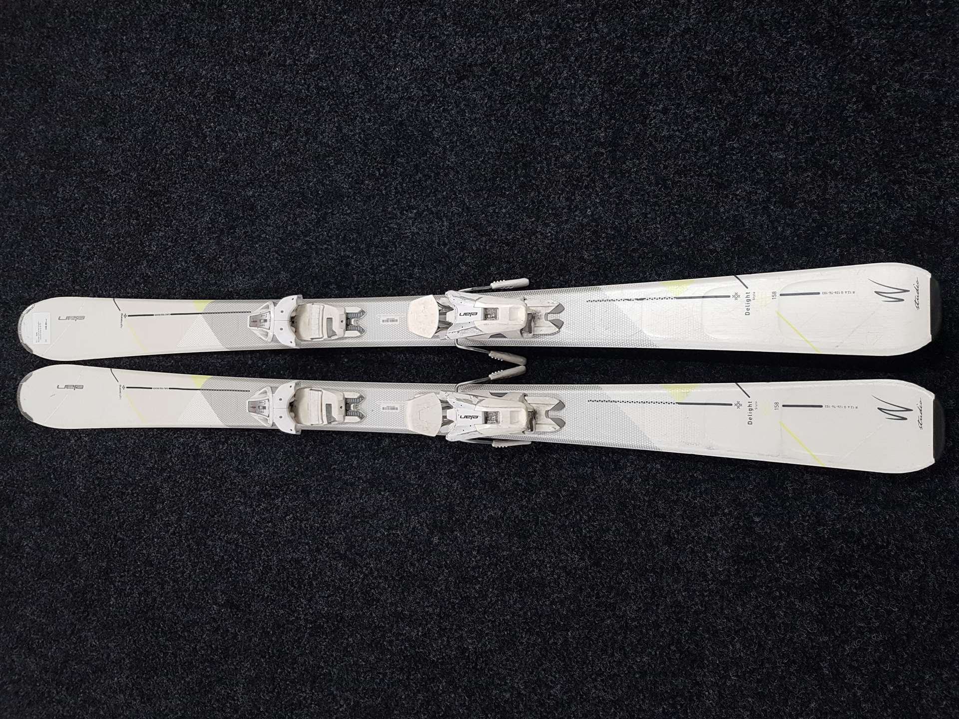 Použité lyže ELAN Delight + vázání Elan ELW 9.0