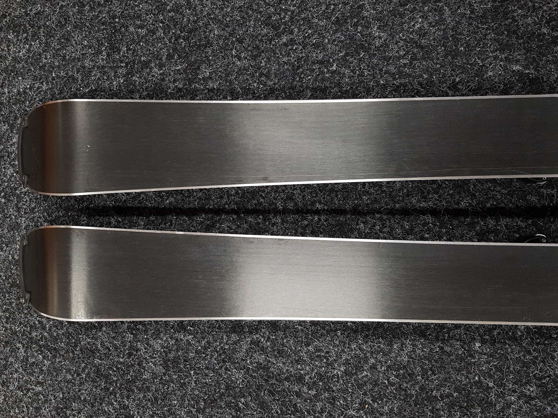 Sci ARTIS Talent usati + attacchi Tyrolia SLR 4.5