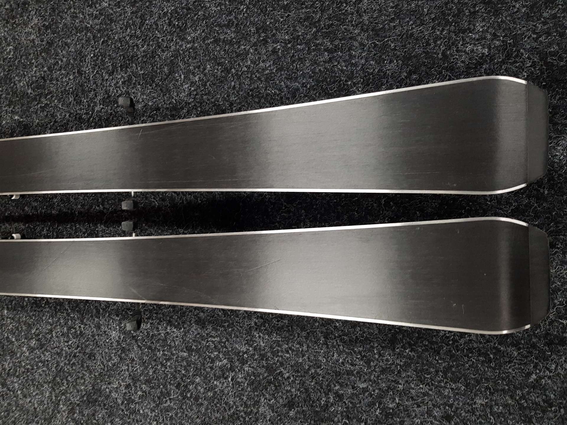 Sci ARTIS Talent usati + attacchi Tyrolia SLR 4.5