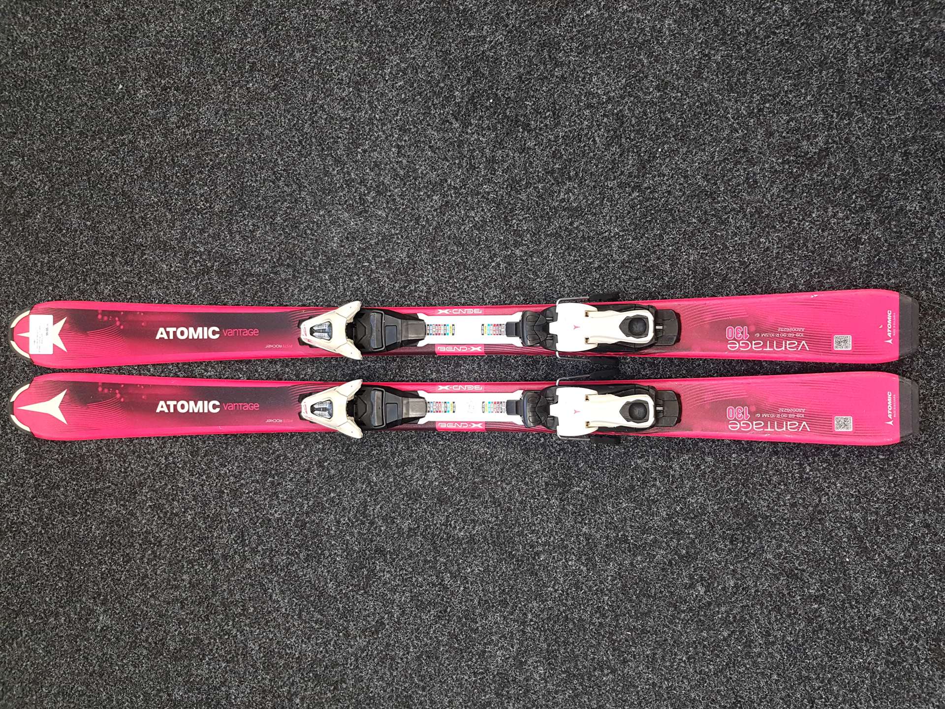 Gebrauchte ATOMIC Vantage Kinderski + Atomic 4.5 Bindungen