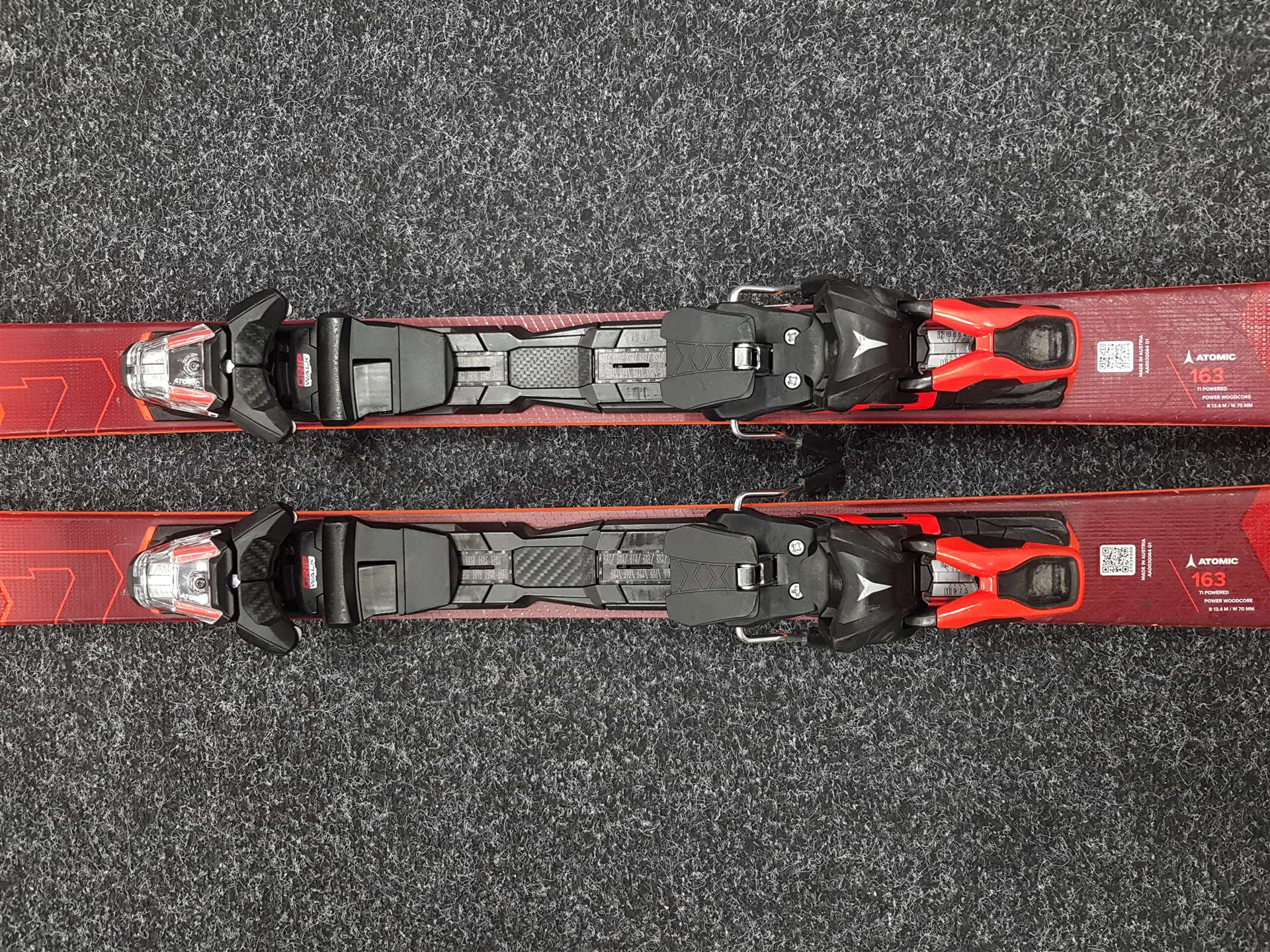 Sci usati ATOMIC Redster S7 + attacchi Atomic M Twelve 12