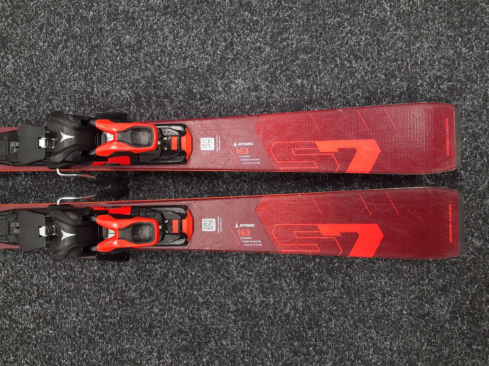 Sci usati ATOMIC Redster S7 + attacchi Atomic M Twelve 12