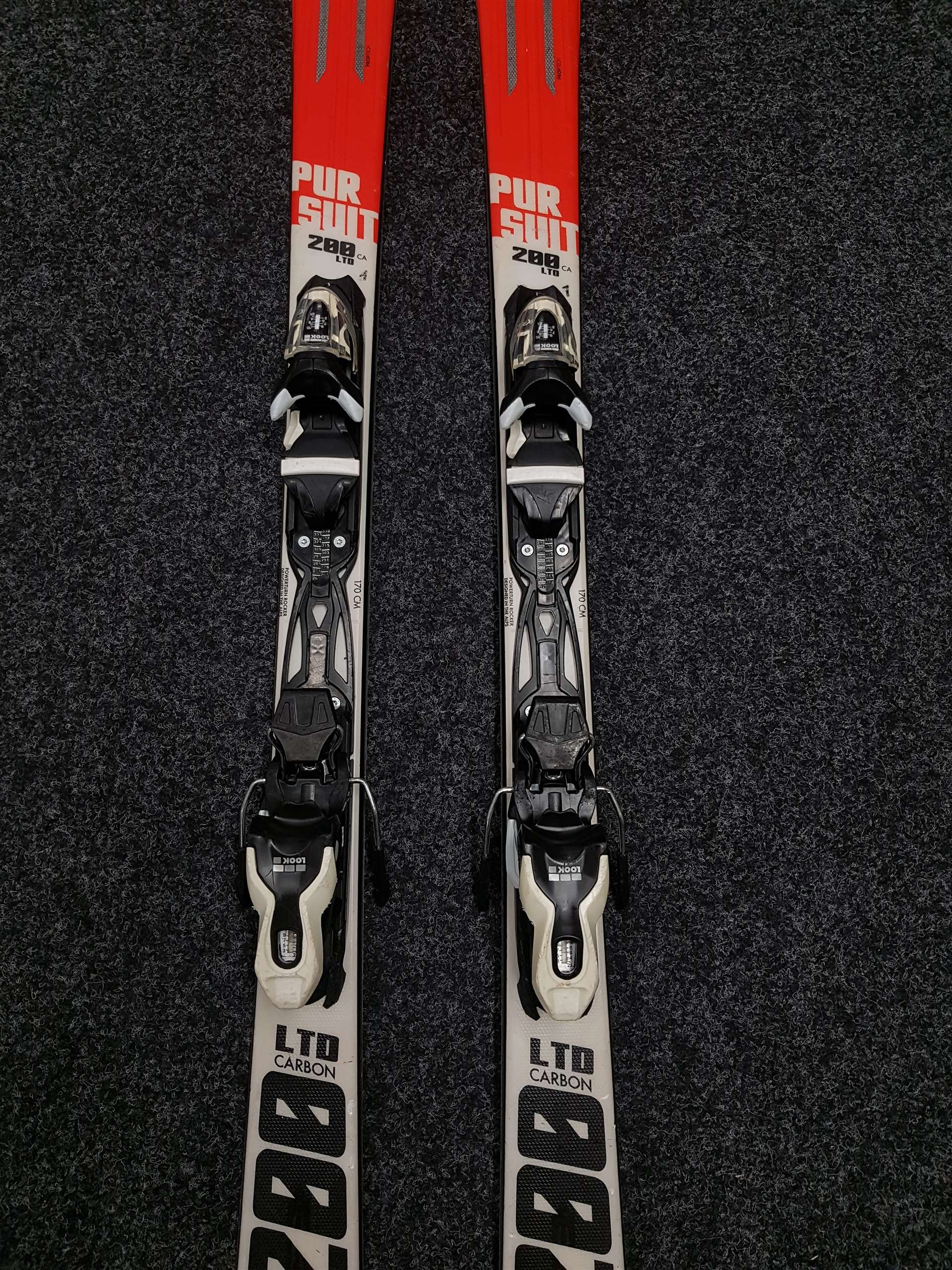 Narty bazarowe Rossignol Pursuit P200 LTD Carbon