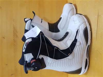 Cizme de snowboard Northwave T FS folosite