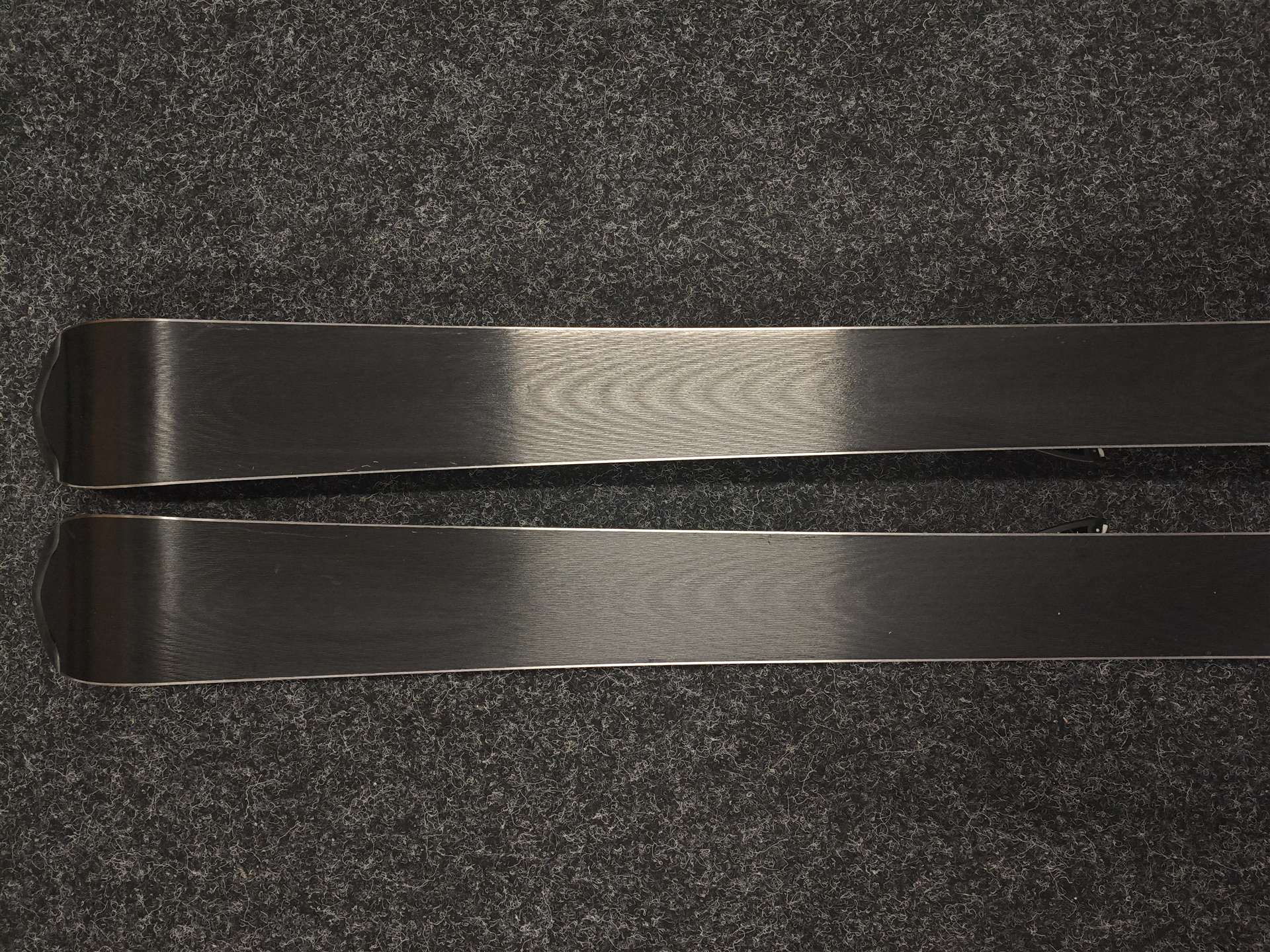 Gebrauchte Ski Salomon Race 24 Hours + Bindungen Salomon LZ 7.5