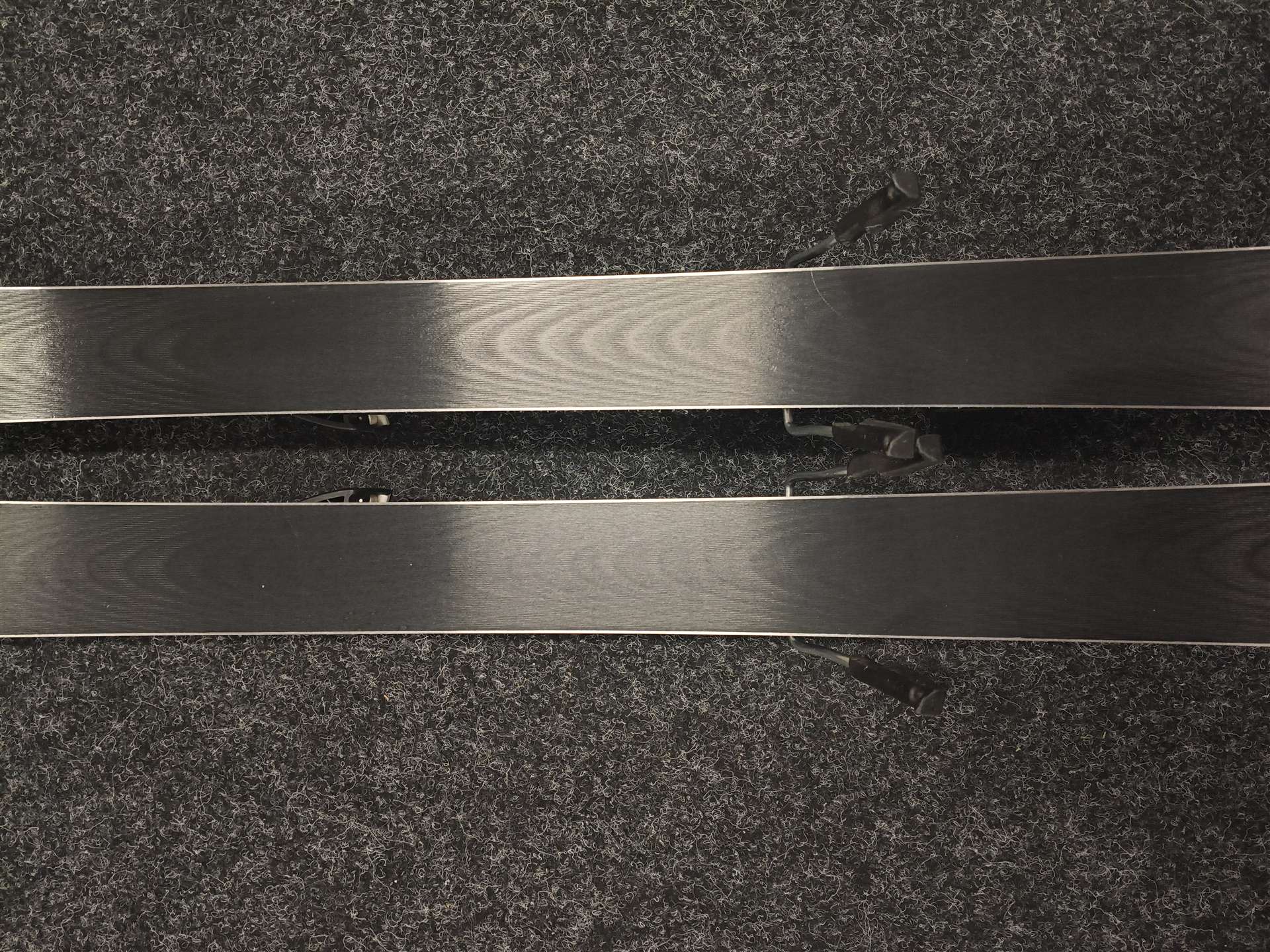 Gebrauchte Ski Salomon Race 24 Hours + Bindungen Salomon LZ 7.5