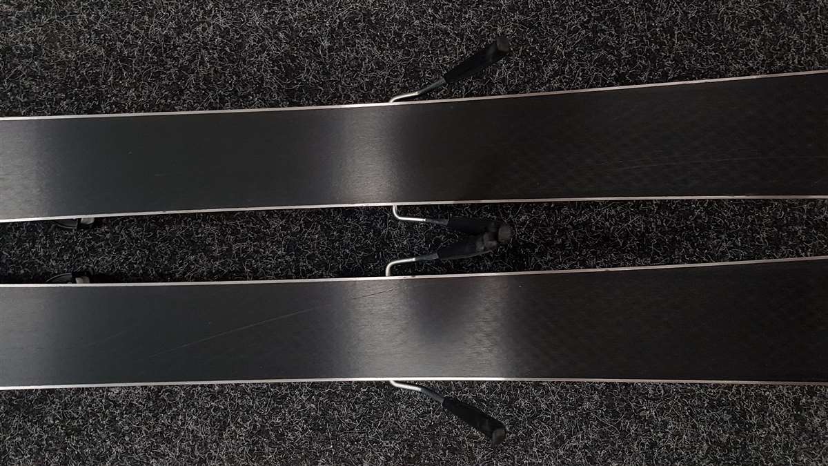 Skis Elan Explore X à prix réduit