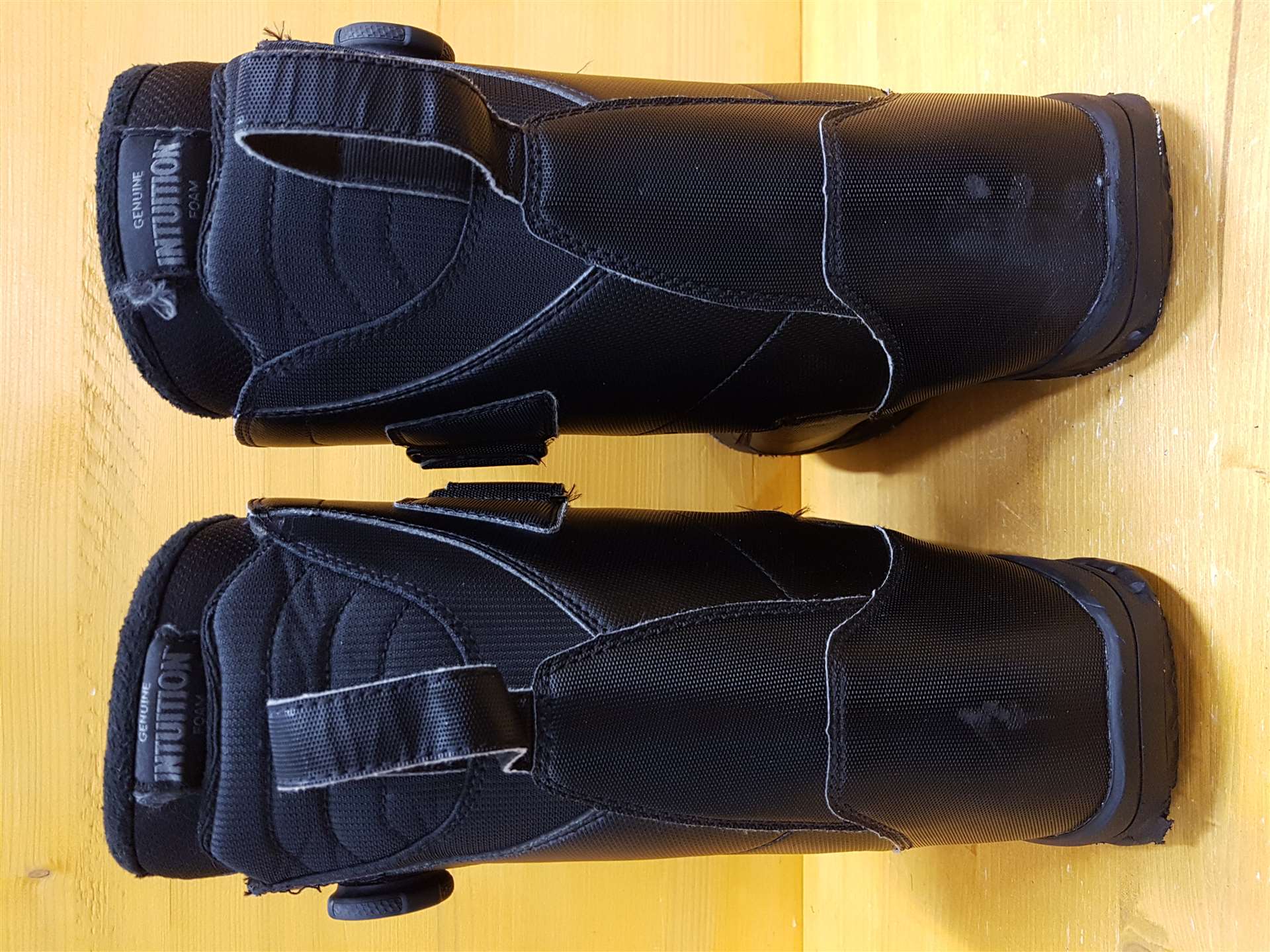 Ghete de snowboard Ride Deadbolt folosite