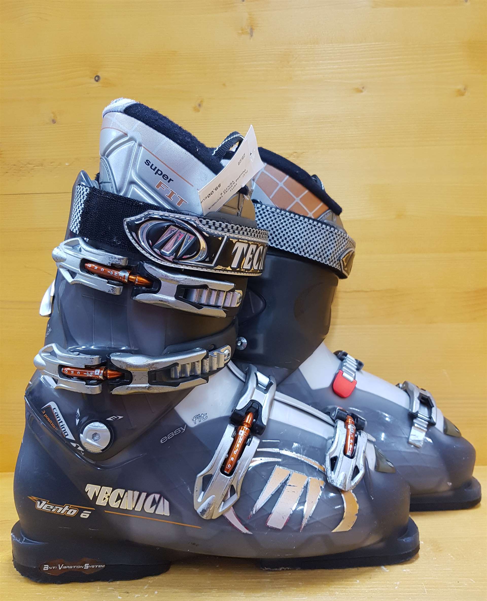Używane buty narciarskie TECNICA VENTO 6