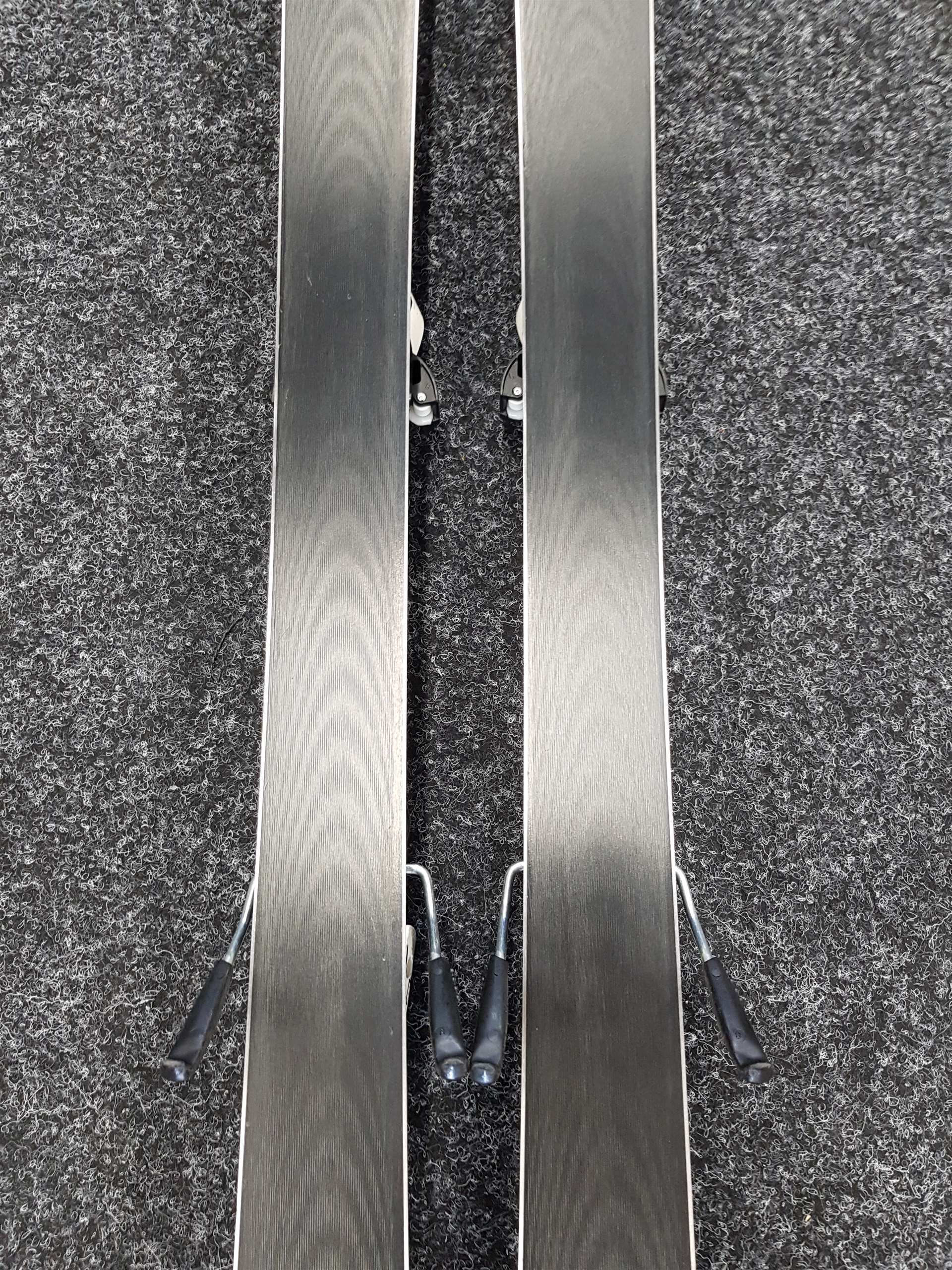 Używane narty FISCHER RC4 Worldcup Aircarbon Ti + wiązania Head SX9