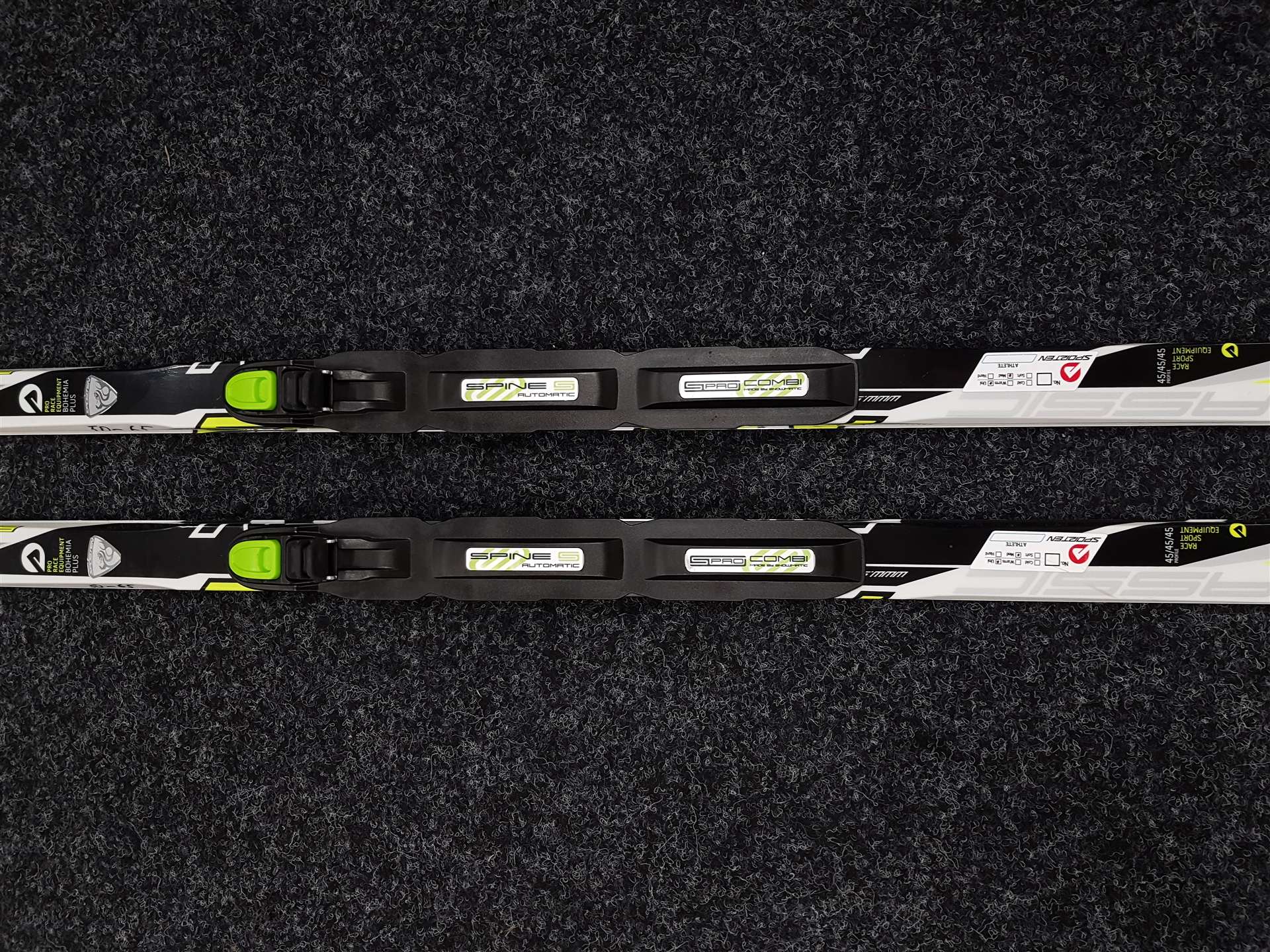 Použité běžecké lyže SPORTEN Bohemia Plus + vázání NNN Spine S