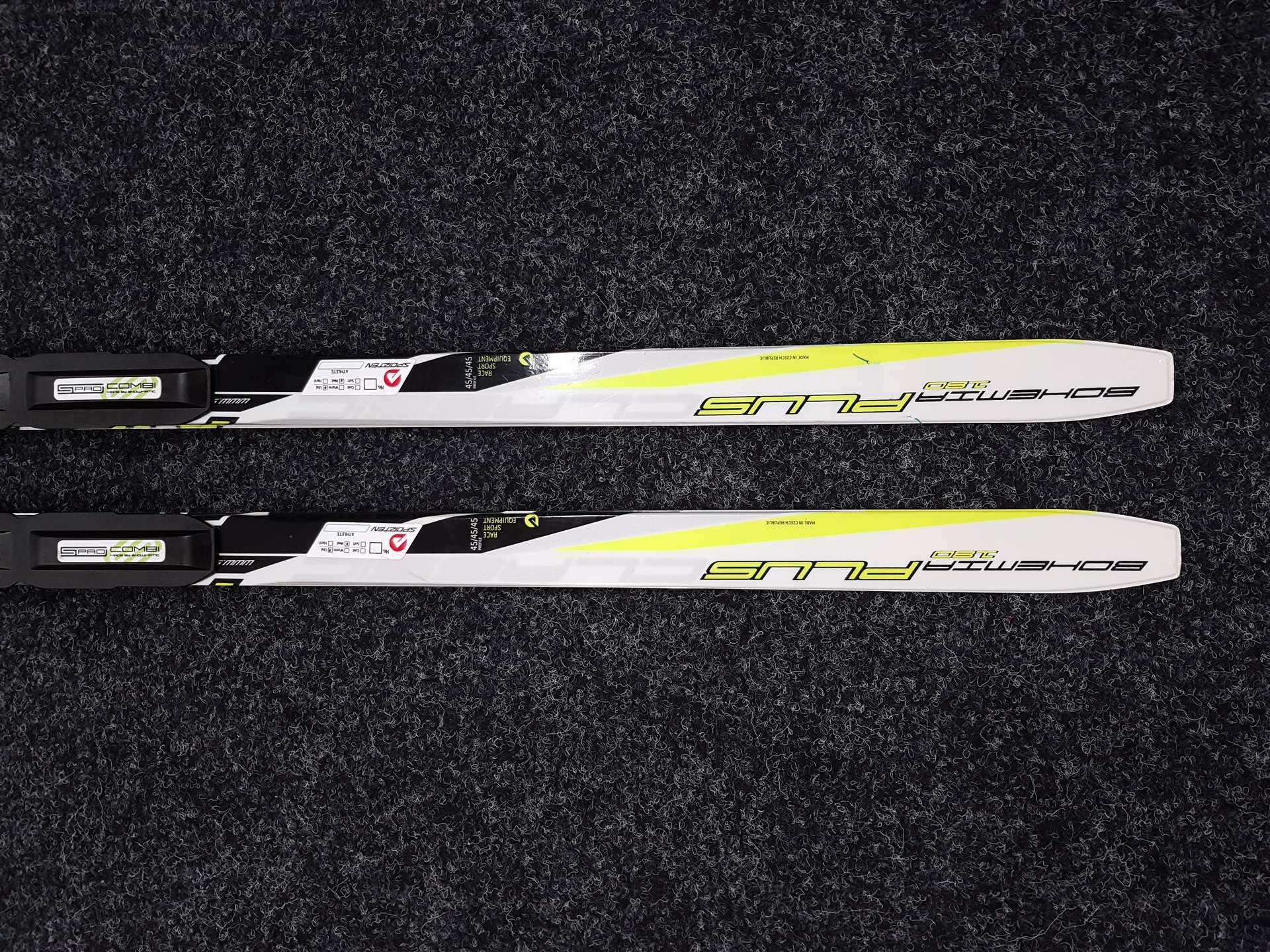 Použité běžecké lyže SPORTEN Bohemia Plus + vázání NNN Spine S