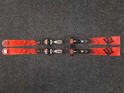Schiuri VOLKL Racetiger GS folosite + legături Marker R Motion 12