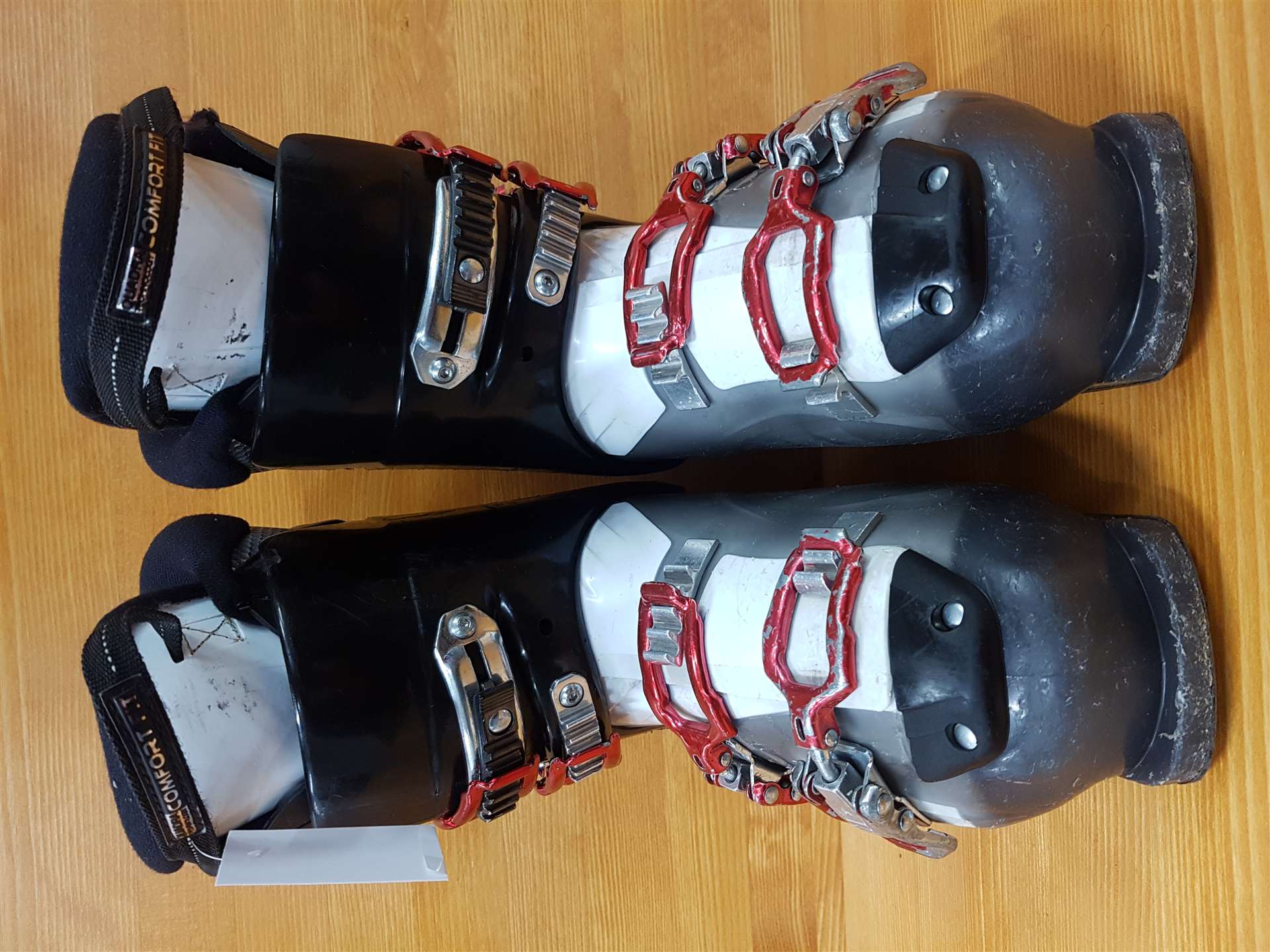 Clăpari de schi second-hand TECNICA Mega +T