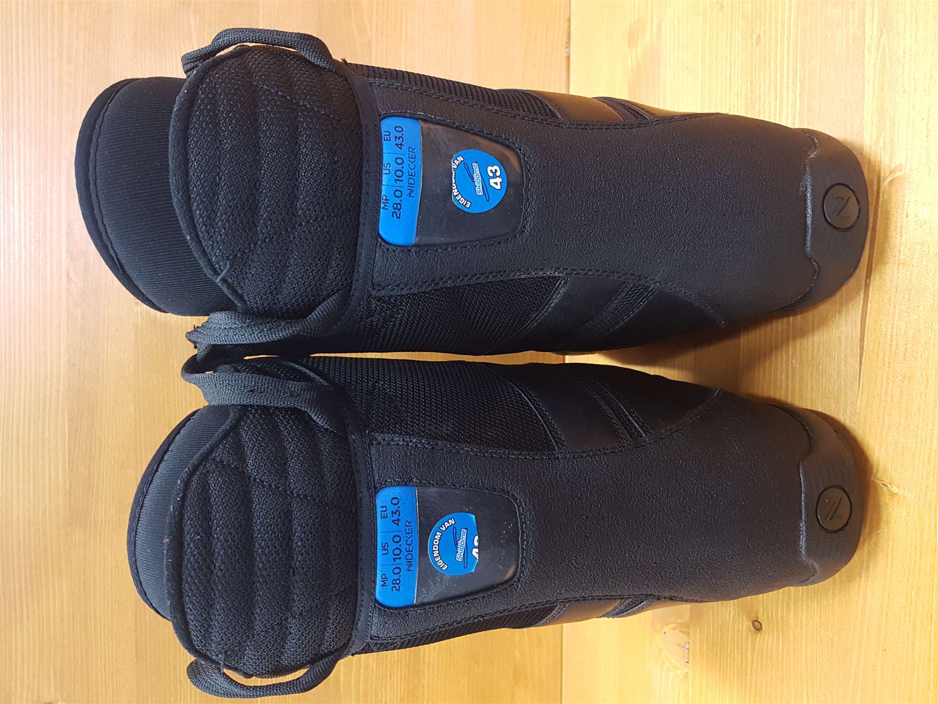 Cizme de snowboard NIEDECKER second hand