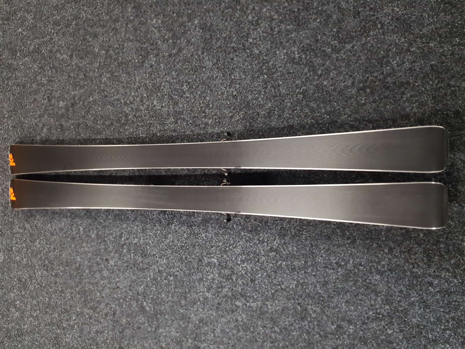 Skis K2 DISRUPTION d'occasion