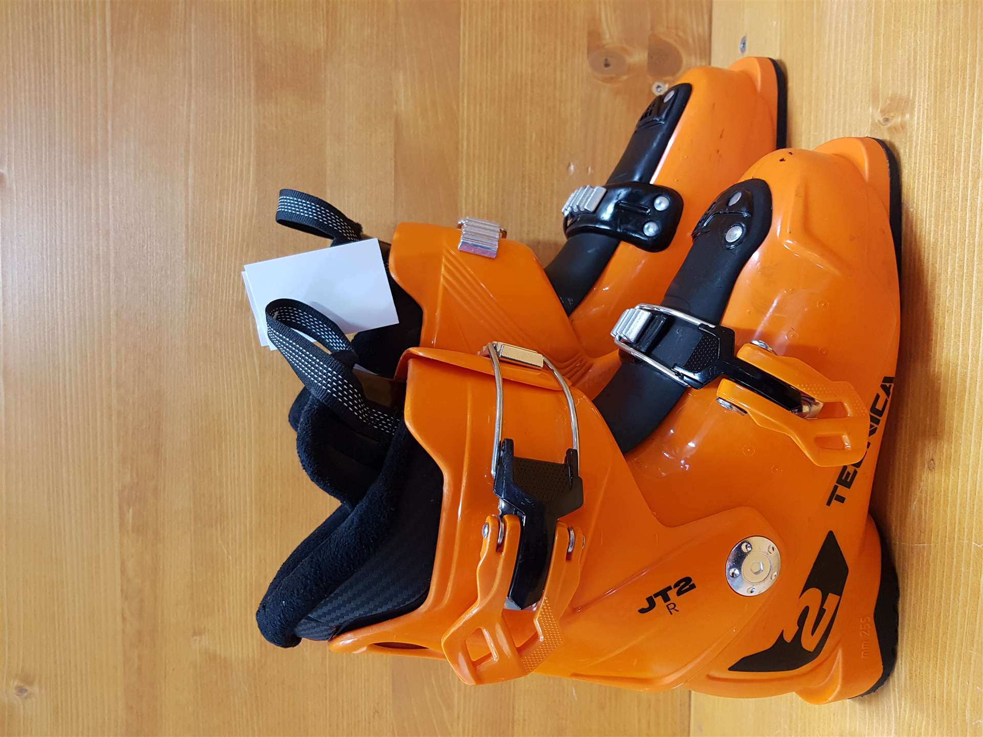 Použité lyžiarky TECNICA JT2 R