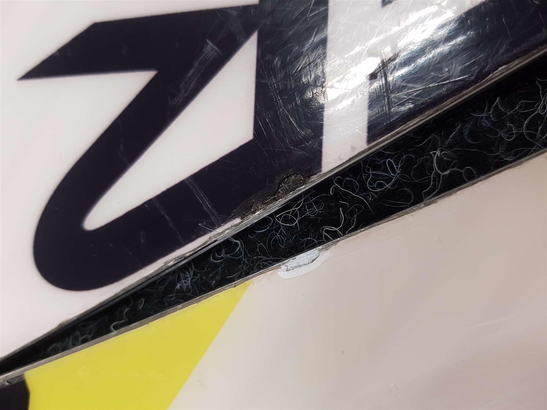 Použité lyže FISCHER RC4 Worldcup Aircarbon Ti  + viazanie Fischer RC4 Z11