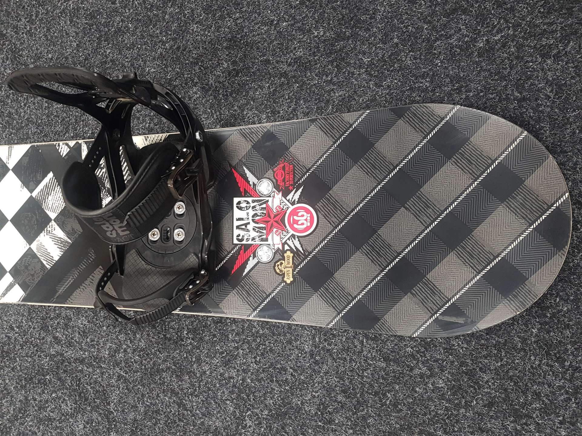 Snowboard Salomon Ace usato + attacchi Salomon taglia L