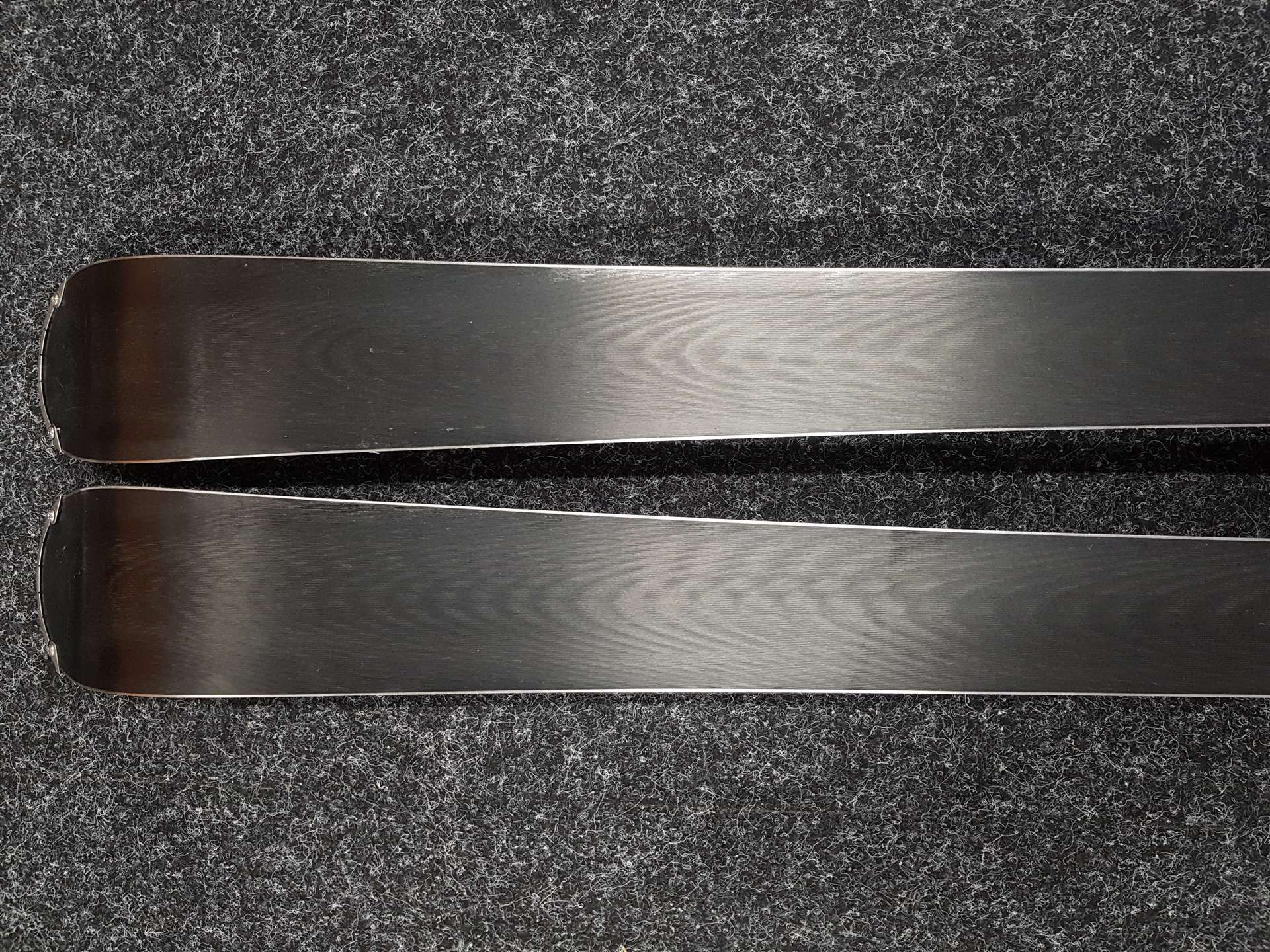 Použité lyže ATOMIC Bend X  + viazanie Atomic Lithium 10