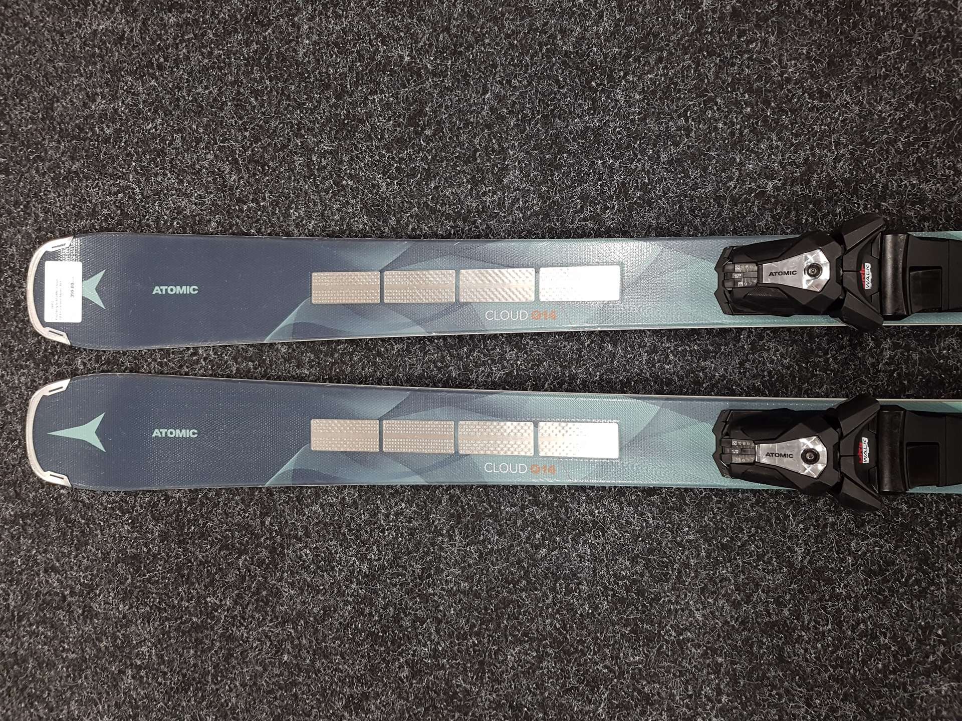 Schiuri ATOMIC Cloud Q14 folosite + legături Atomic M 12