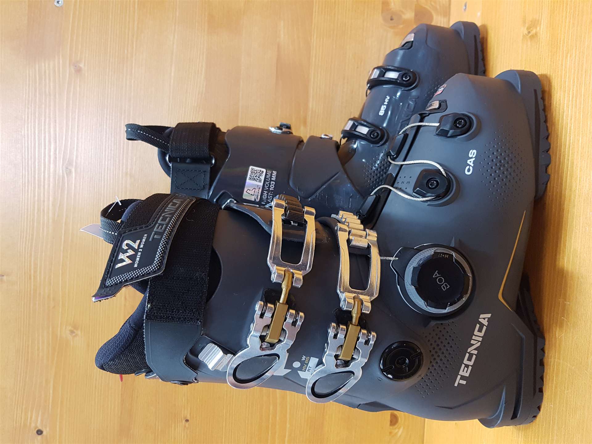 Gebrauchte Skischuhe TECNICA 85 HV W2