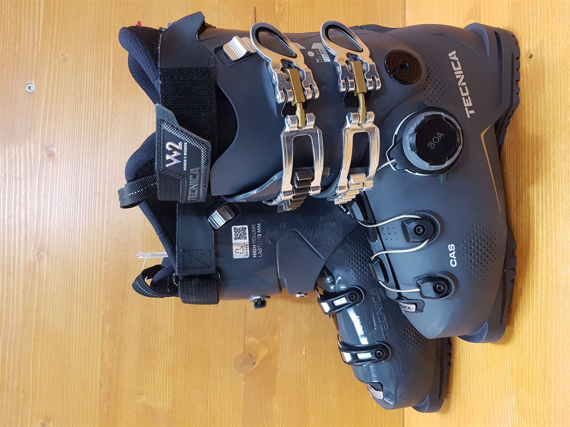 Gebrauchte Skischuhe TECNICA 85 HV W2