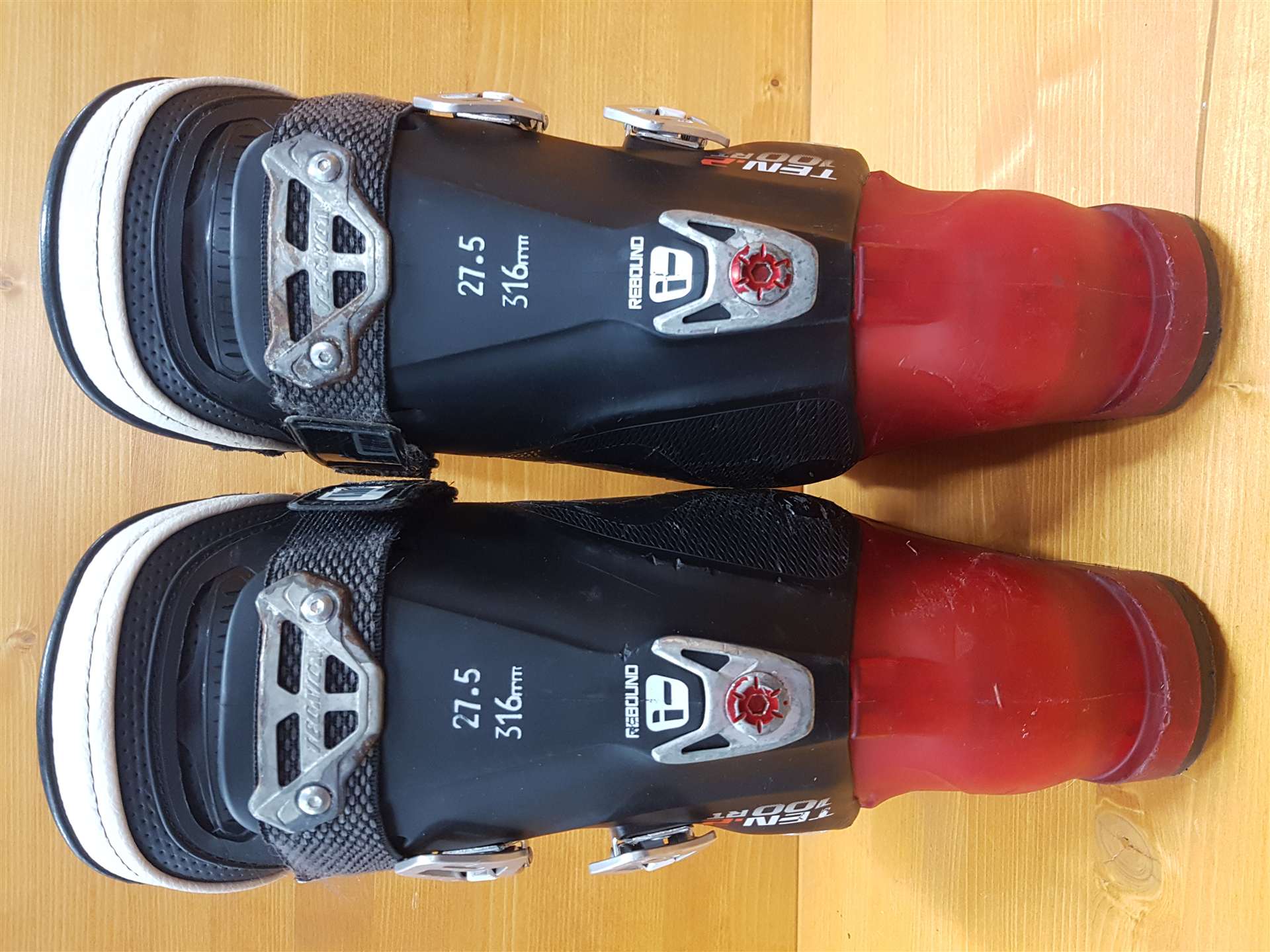 Gebrauchte Skischuhe TECNICA Ten.2