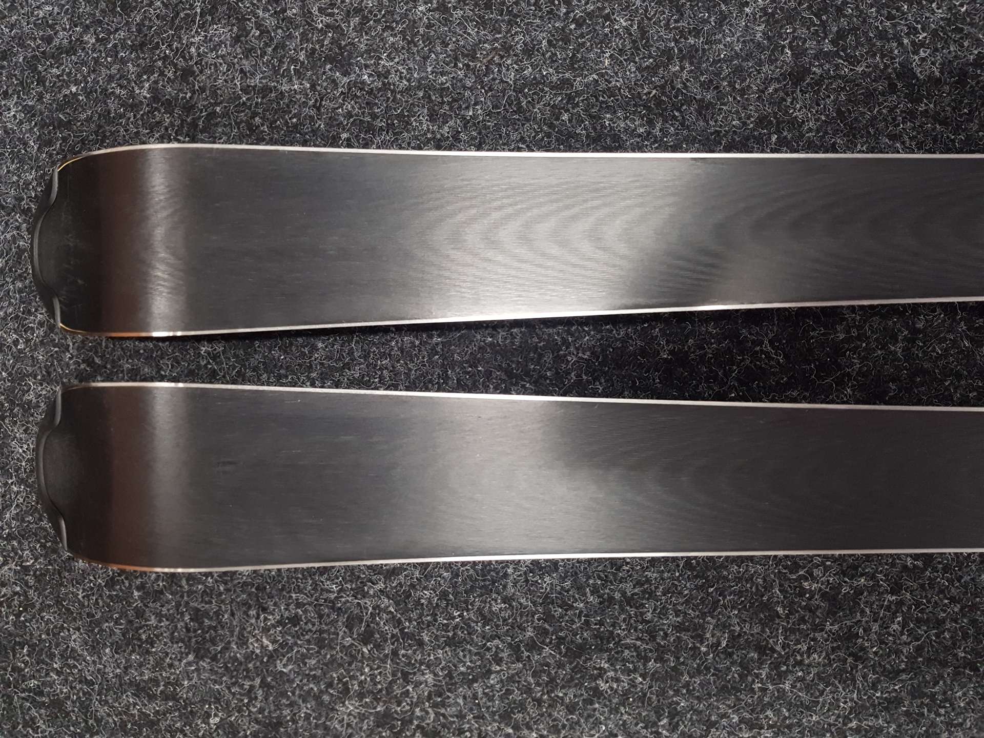 Gebrauchte SALOMON Amber Origins Ski + Salomon 9 Bindungen