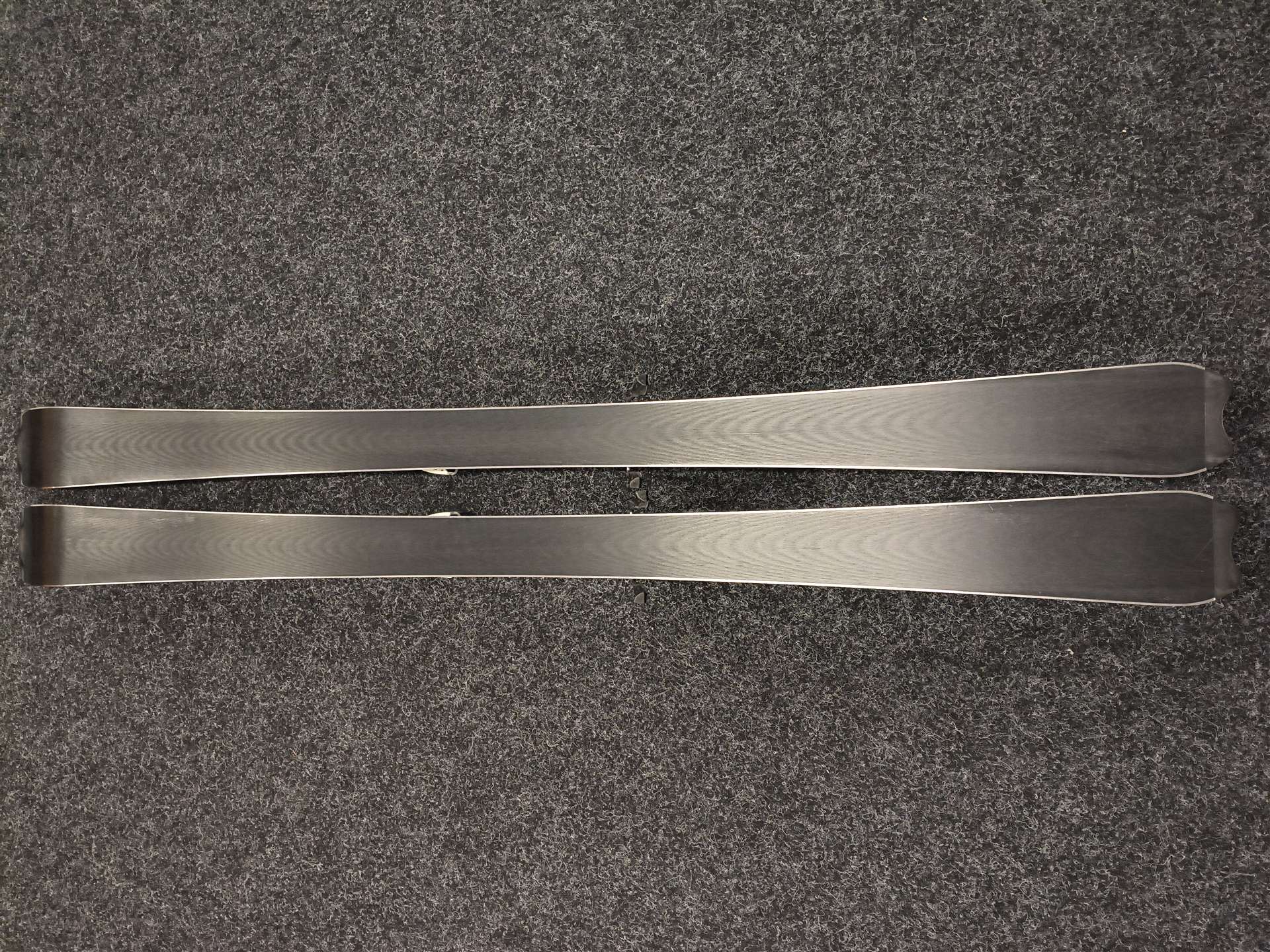 Použité lyže SALOMON Amber Origins + vázání Salomon 9