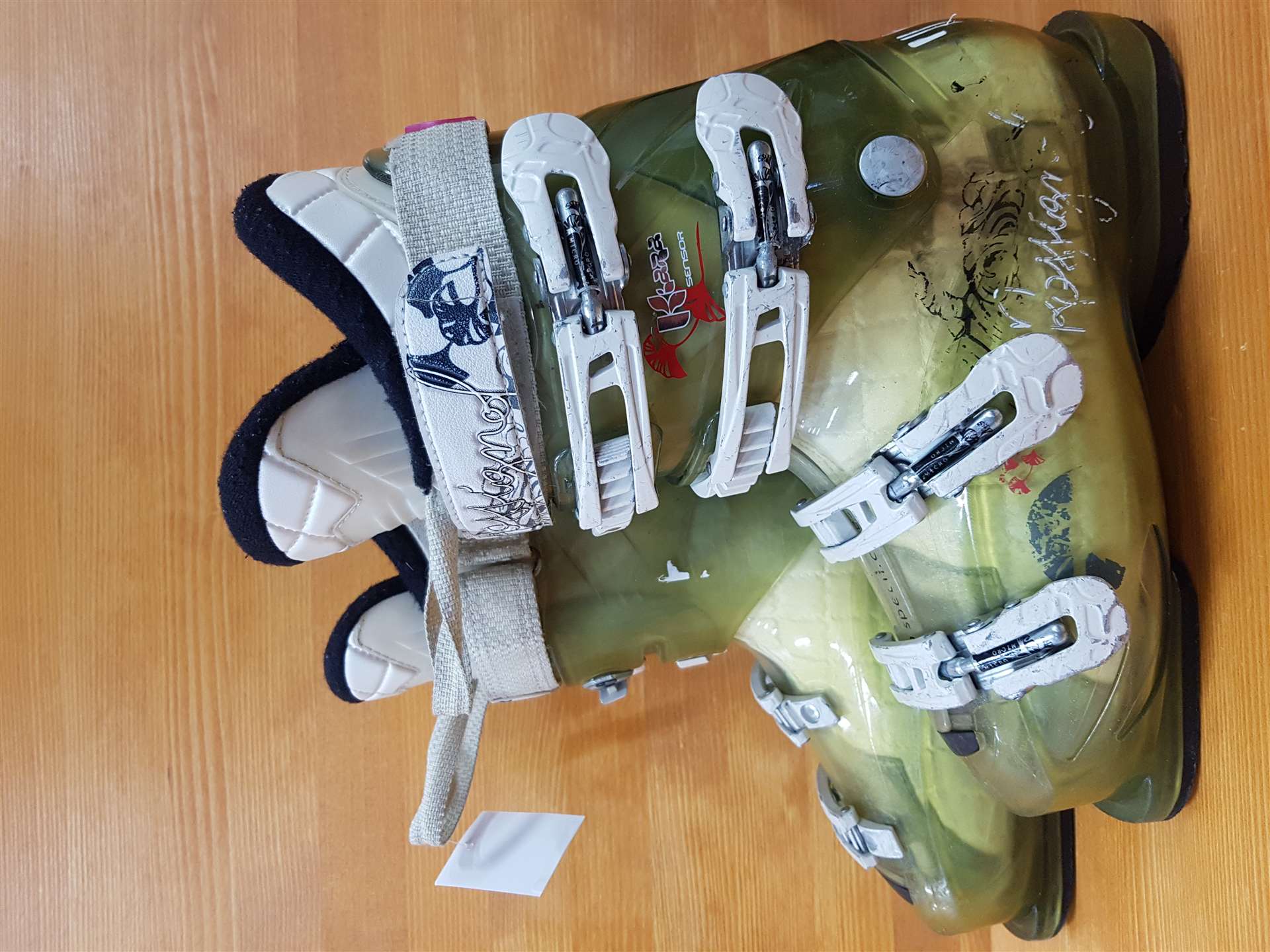 Clăpari de schi ROSSIGNOL Kiara second-hand