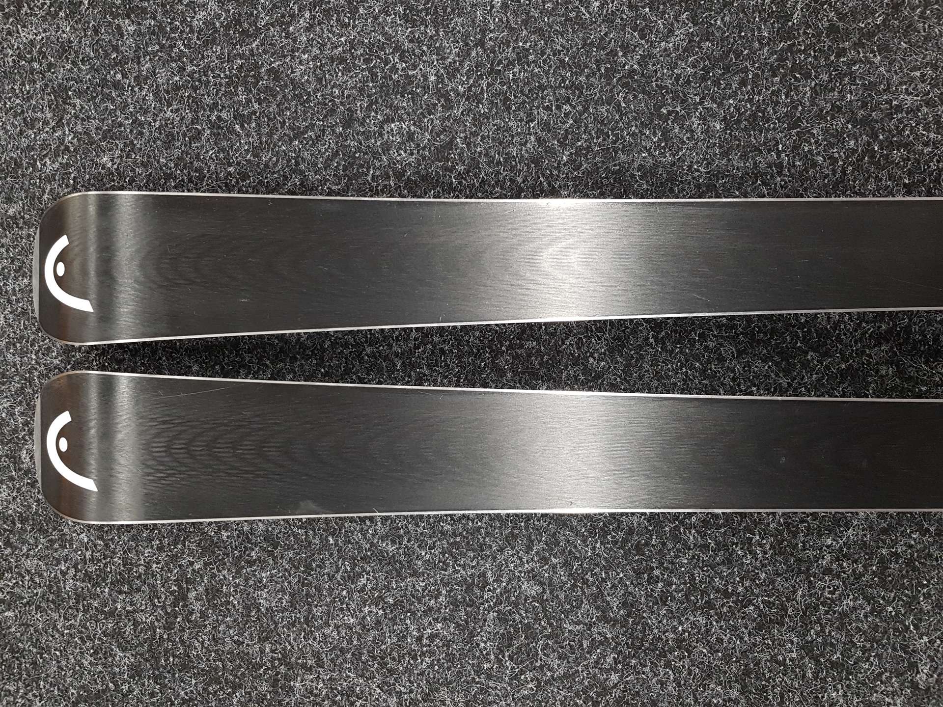Schiuri folosite HEAD i.Speed Era 3.0 S Kers + legături Head PRX 12