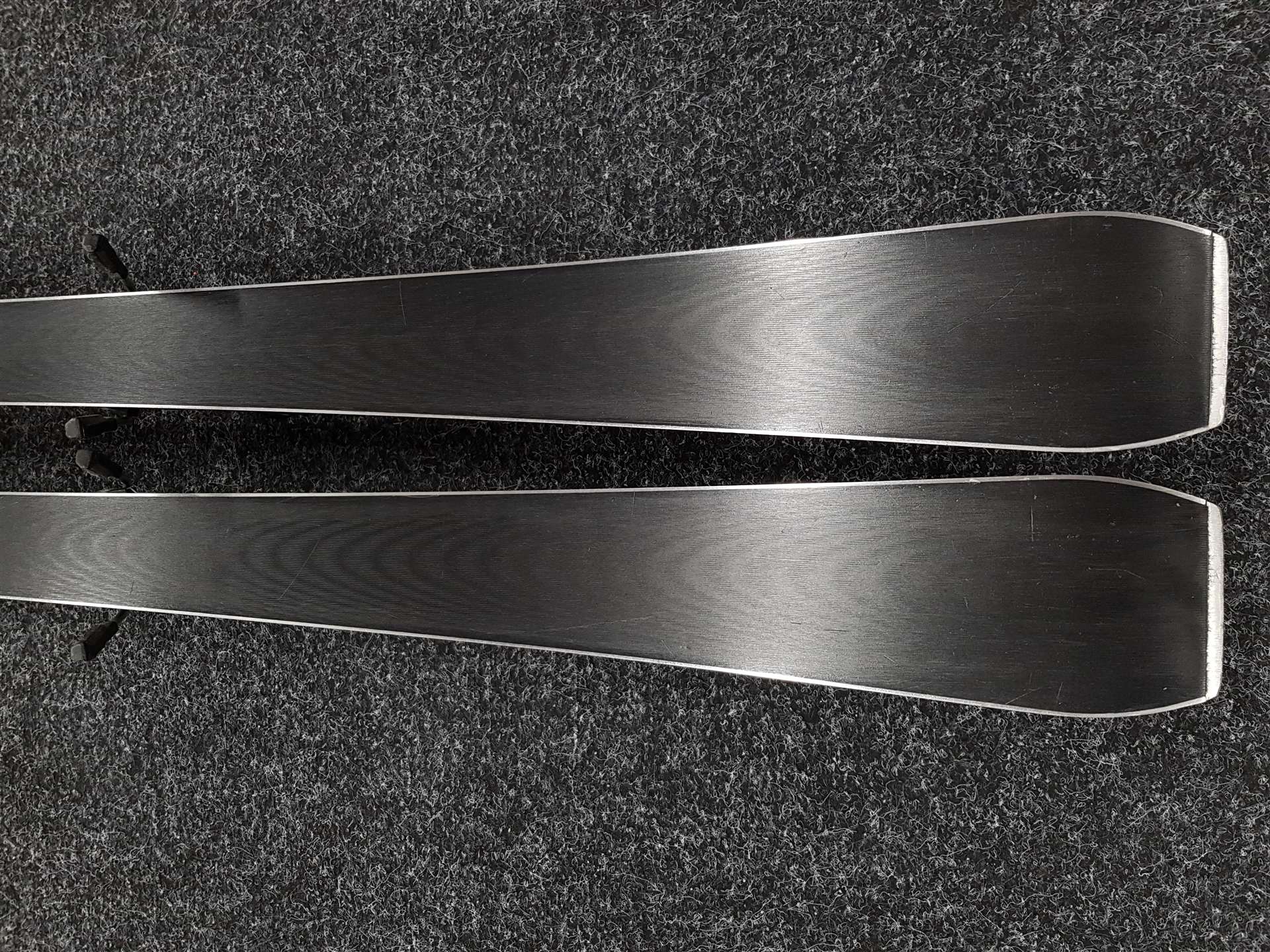 Schiuri folosite HEAD i.Speed Era 3.0 S Kers + legături Head PRX 12
