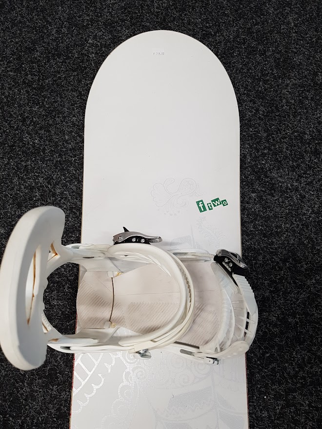 Gebrauchtes F2 Ftwo Snowboard + Grate Bindung Größe M