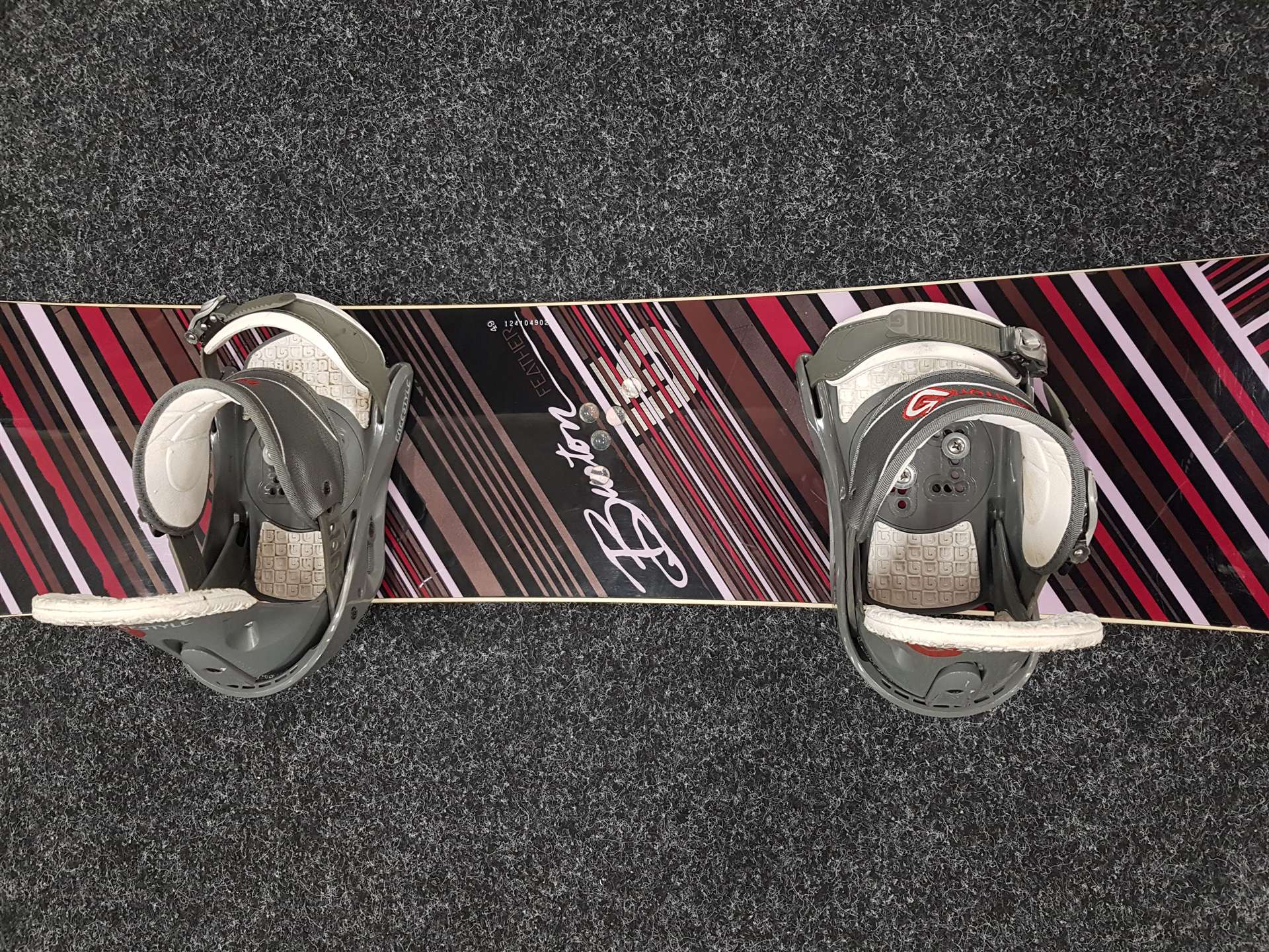 Használt BURTON Feather snowboard + Burton kötés S/M méret
