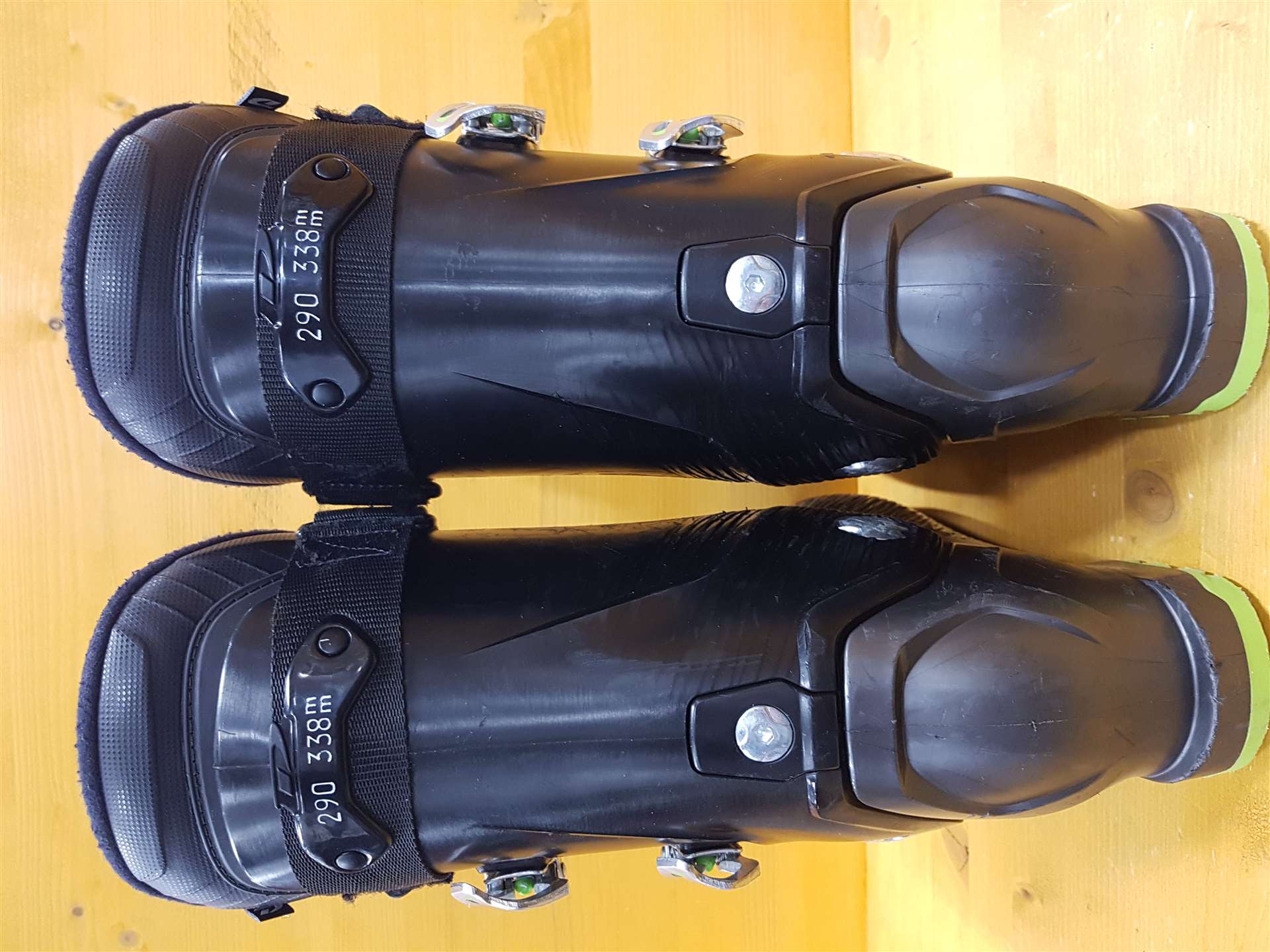 Clăpari de schi Dalbello Sport MX LTD second-hand