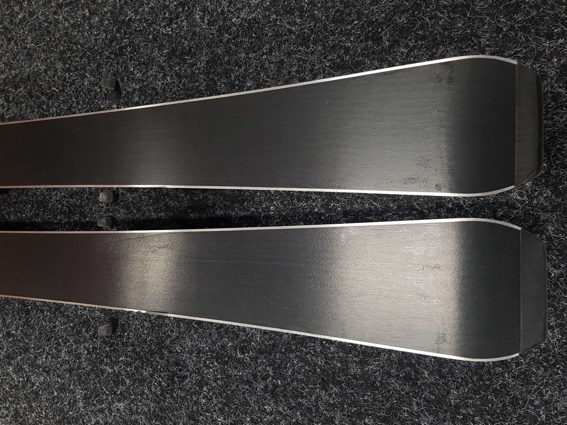 Gebrauchte Kinderskier SPORTEN Street + Tyrolia SLR 4.5 Bindungen